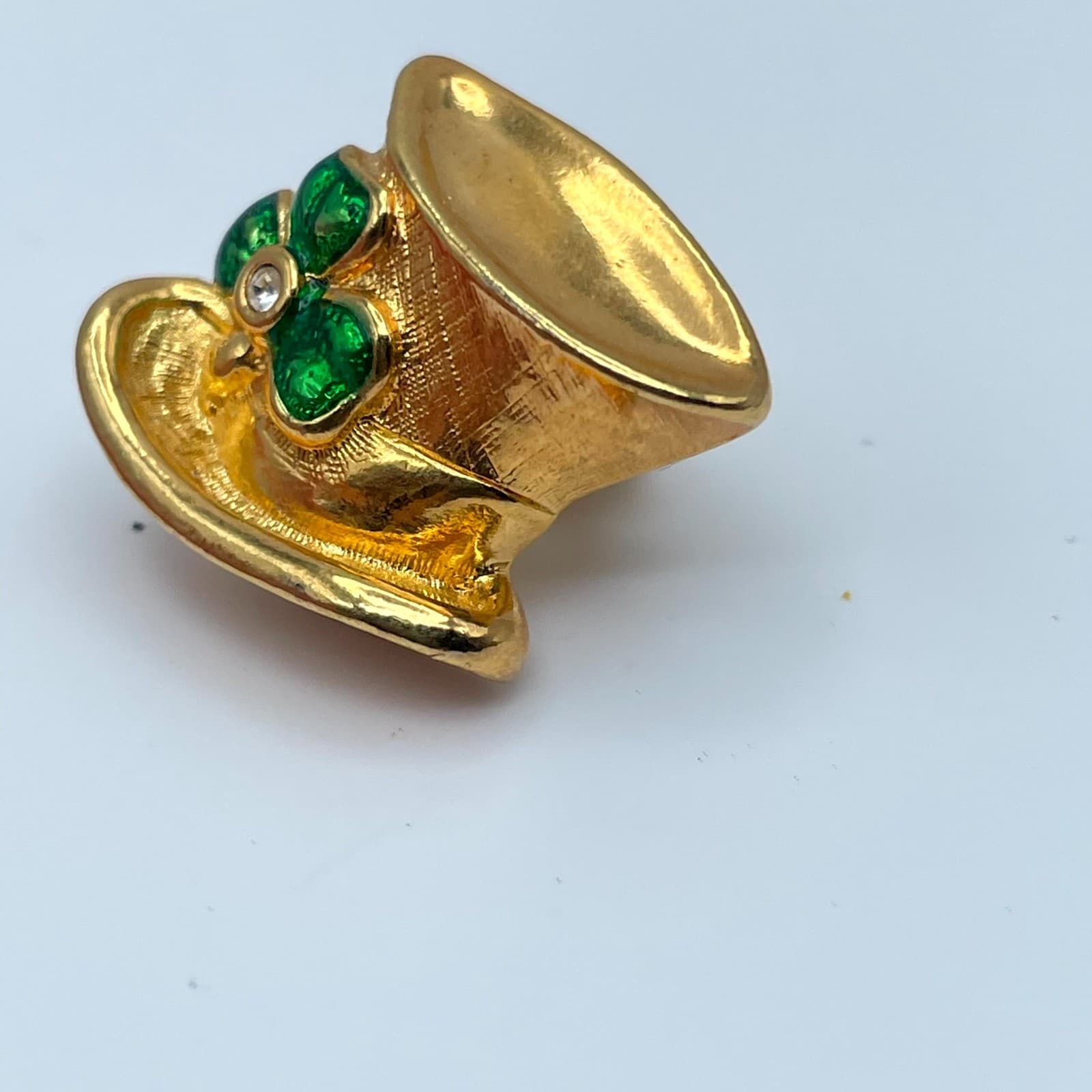 VTG Avon Gold-Tone Shamrock Embellished Hats Off To Luck Leprechaun Brooch Pin - Thumbnail 6