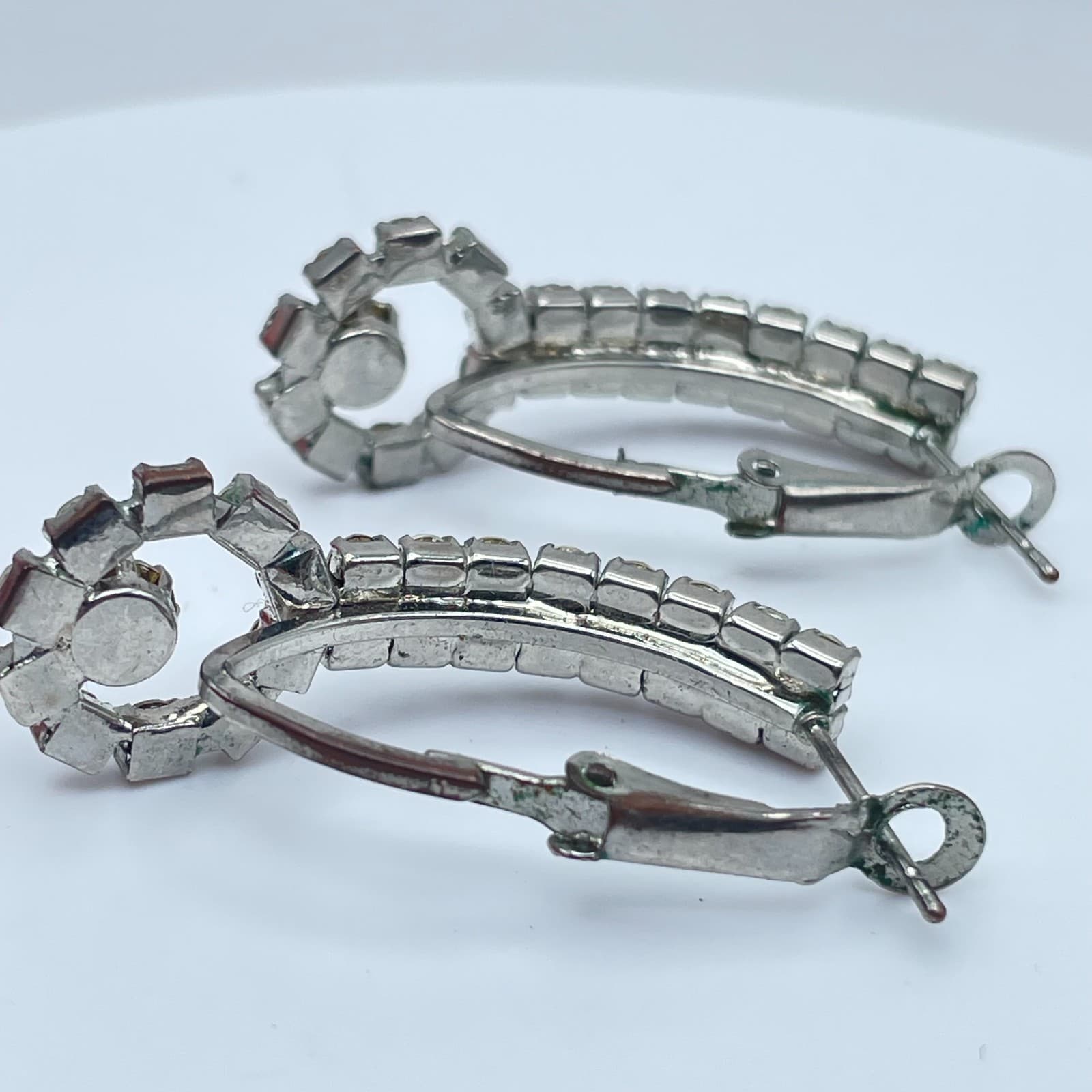 Vintage 90s Clear Crystal Rhinestone Hoop Dangle Earrings Silver Tone Jewelry - Thumbnail 7