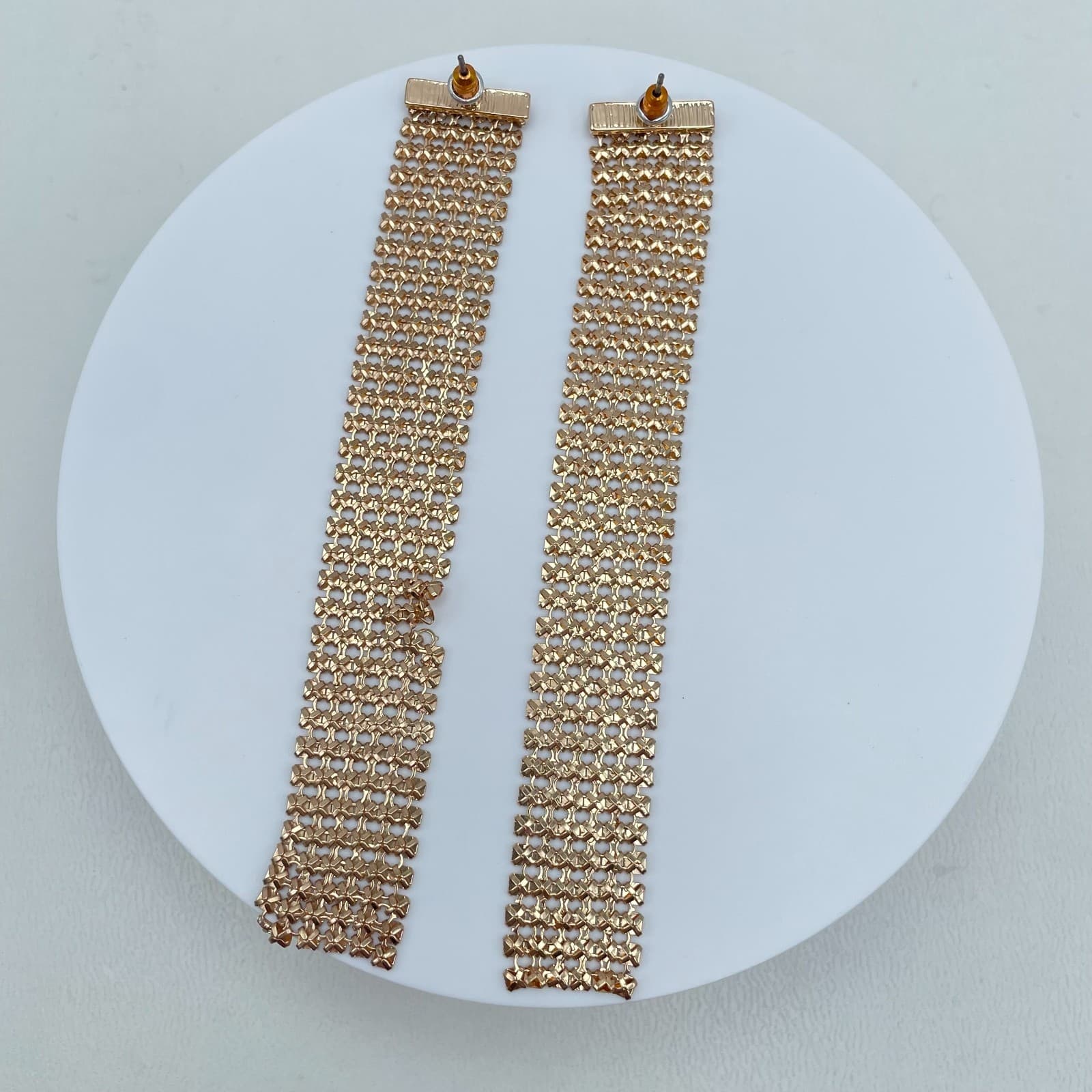 Vintage Y2K Mesh Gold Tone Dangle Stud Earrings Statement Women's Jewelry - Thumbnail 3