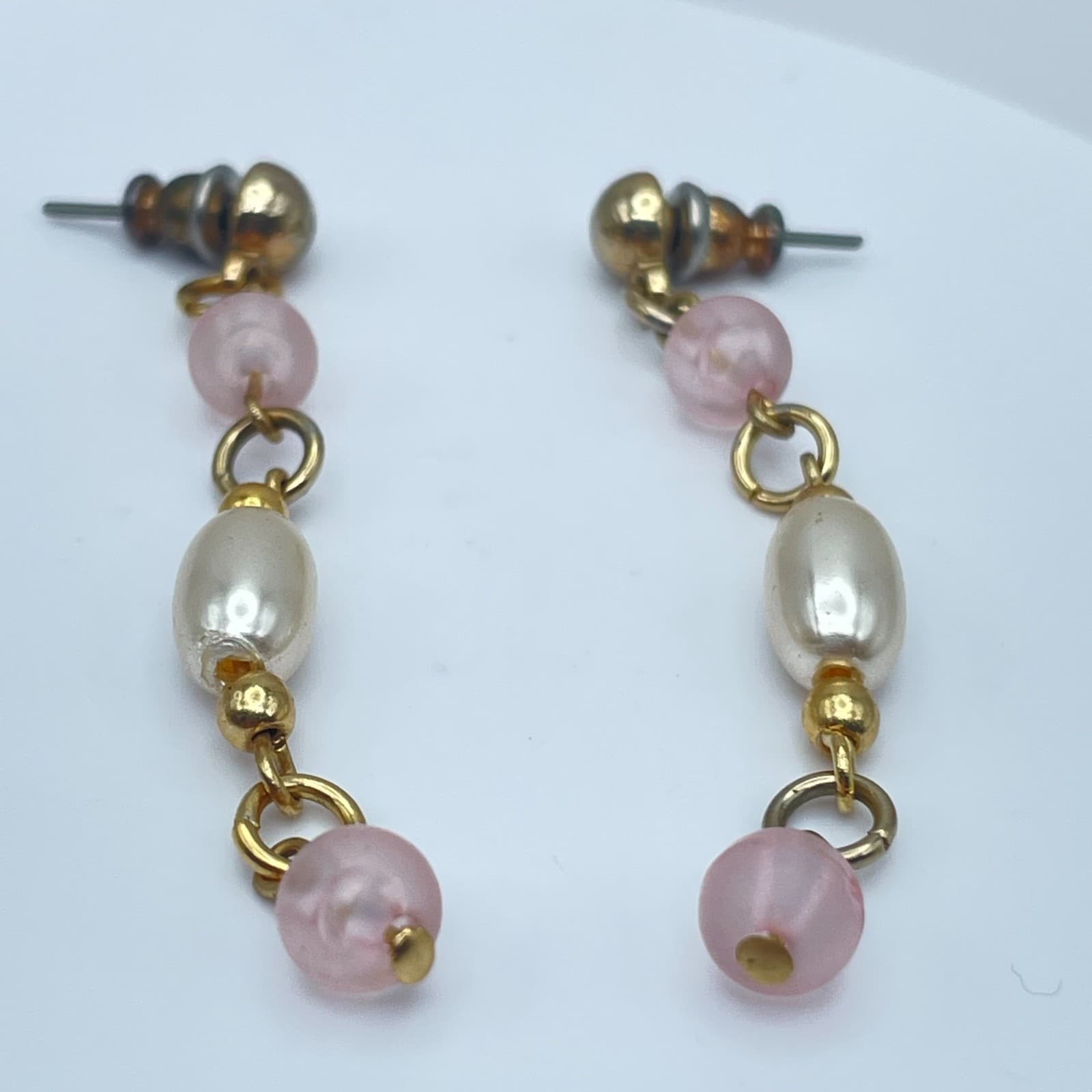 Vintage 90s Faux Pearl Beaded Gold Tone Dangle Earrings Retro Women's Jewelry - Thumbnail 2