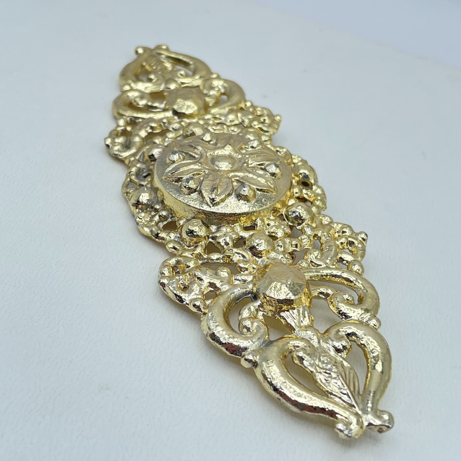 Vintage 90s Filigree Open Weave Scrollwork Glossy Gold-Tone Brooch Pin Jewelry - Thumbnail 2