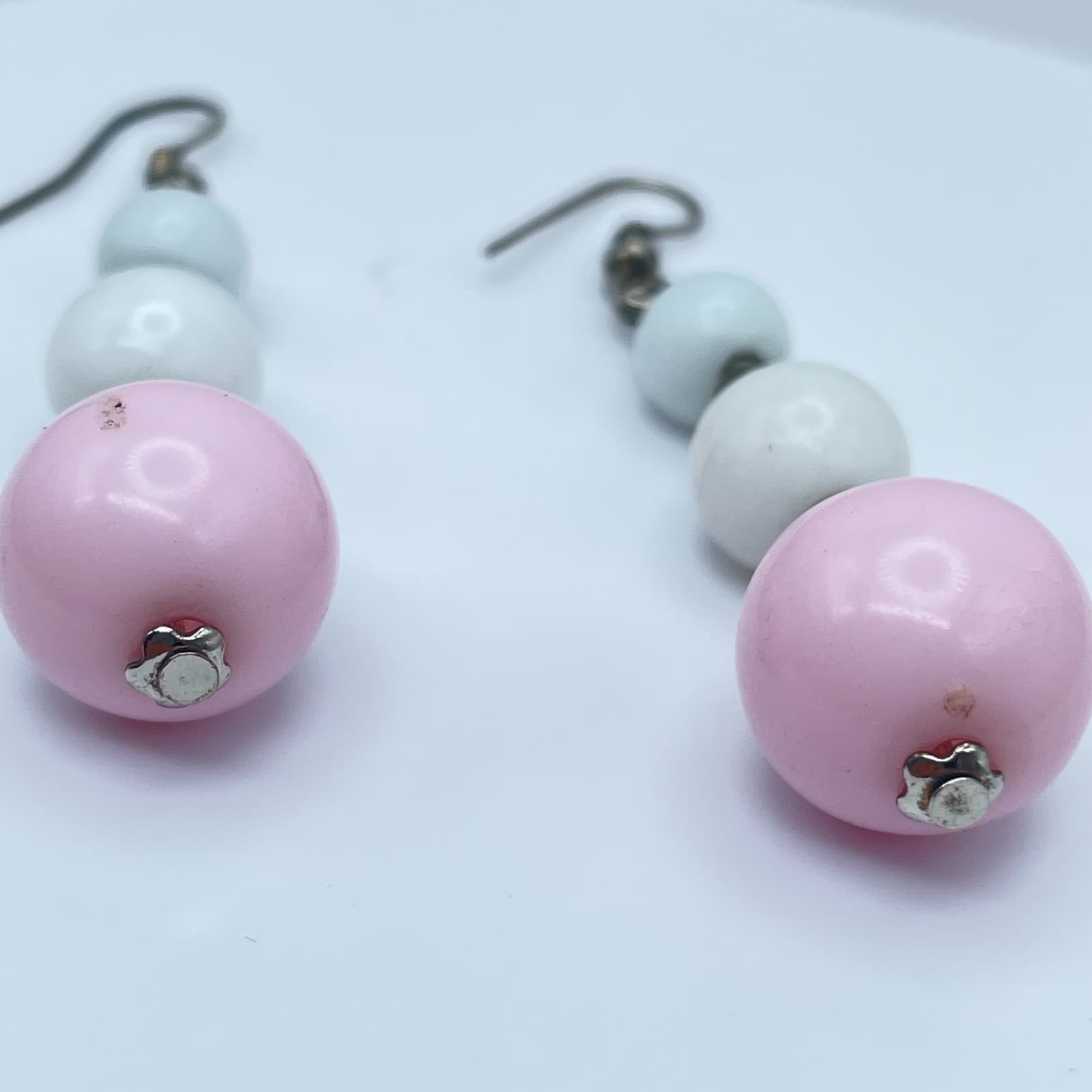 Vintage 90s Pink & White Beaded Drop Earrings Boho Classic Fashion Jewelry - Thumbnail 7