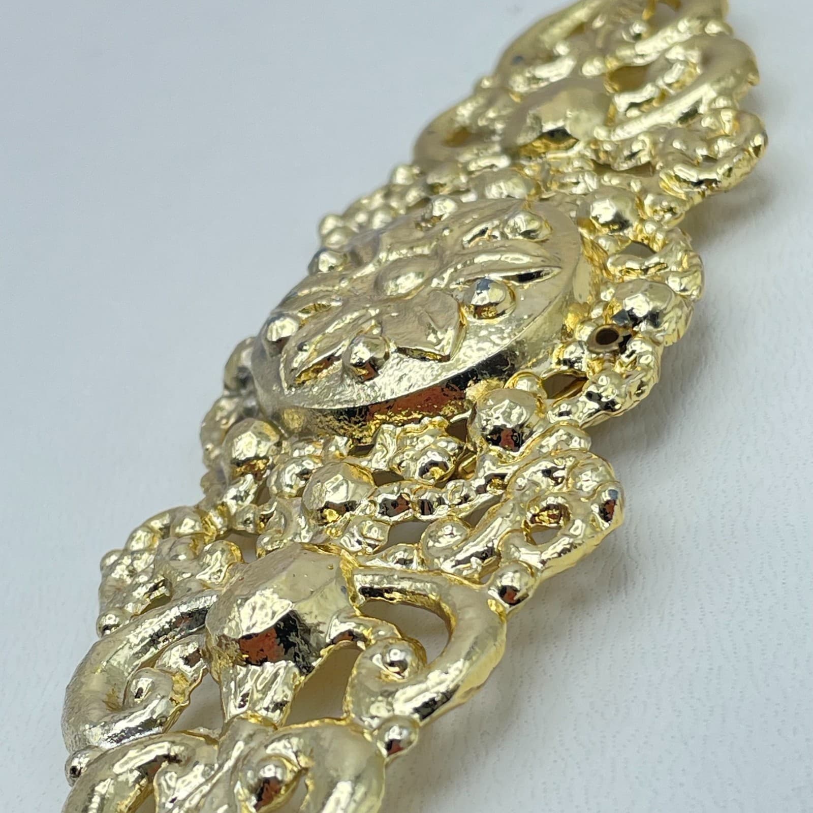 Vintage 90s Filigree Open Weave Scrollwork Glossy Gold-Tone Brooch Pin Jewelry - Thumbnail 7