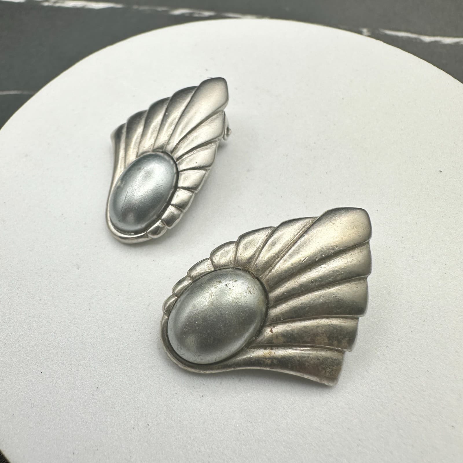 Vintage Silver Tone Oval Cabochon Fan Clip on Earrings Retro Statement - Thumbnail 5