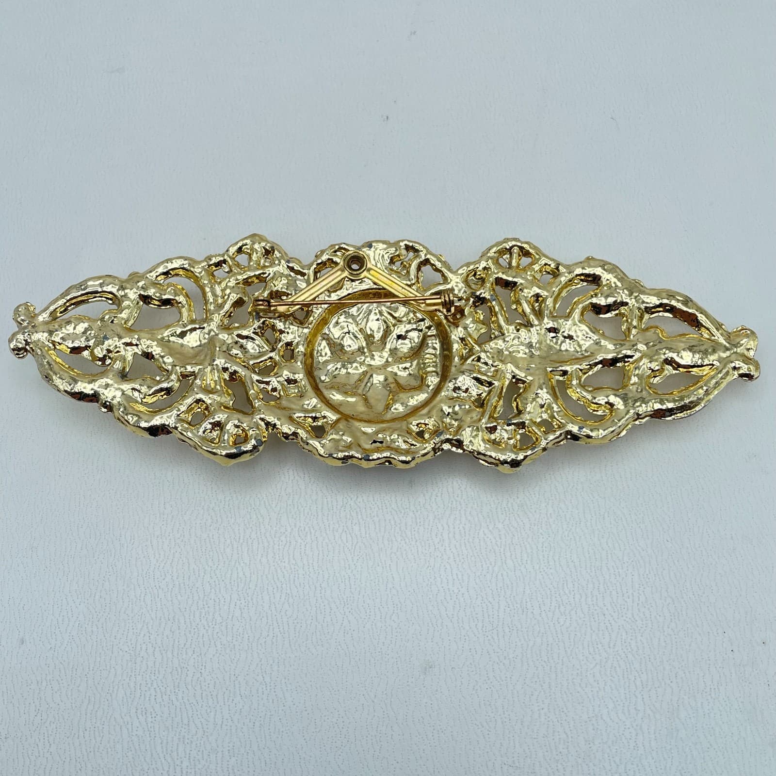 Vintage 90s Filigree Open Weave Scrollwork Glossy Gold-Tone Brooch Pin Jewelry - Thumbnail 9