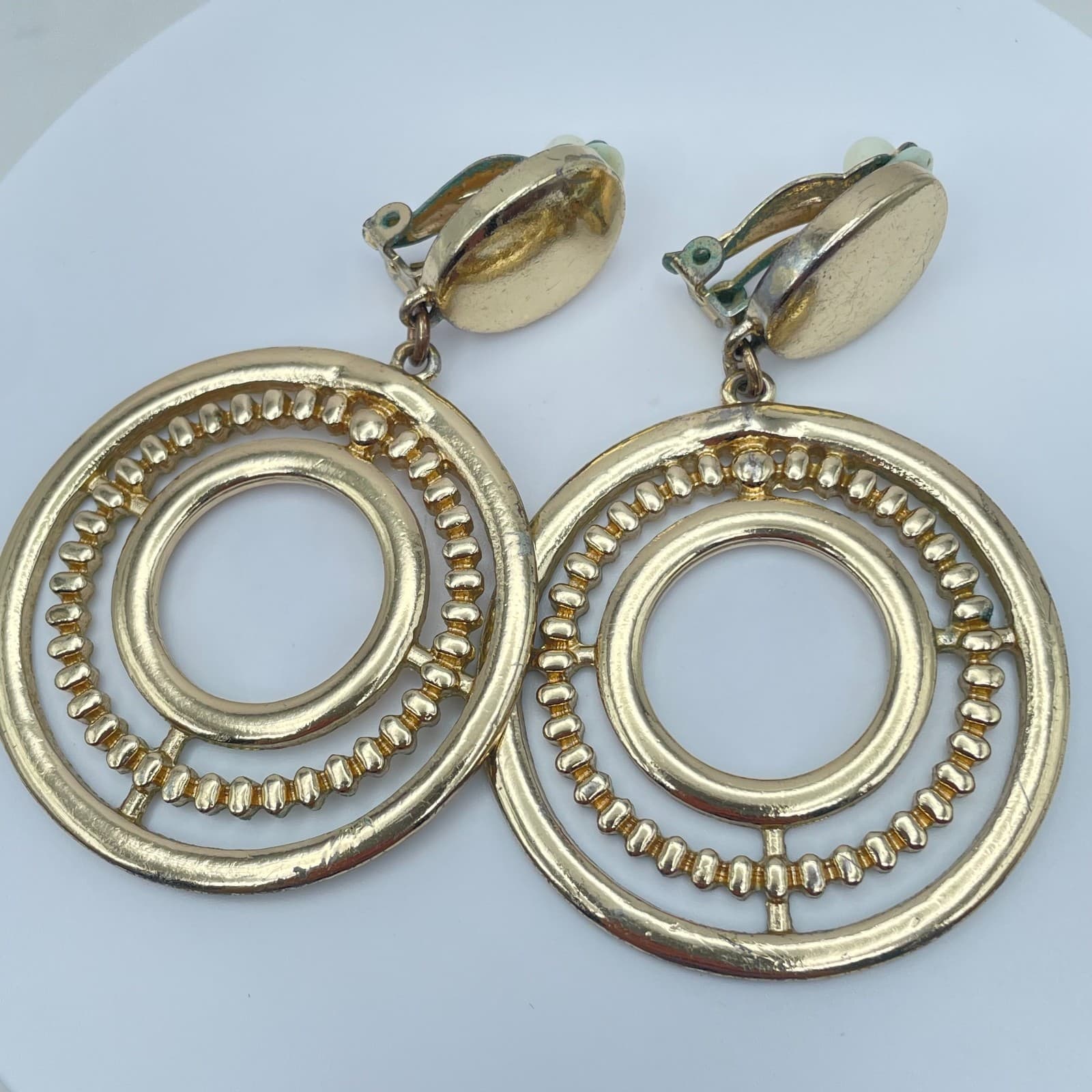 Vintage Y2K Gold Tone Textured Double Hoop Dangle Earrings Women's Jewelry - Image 1