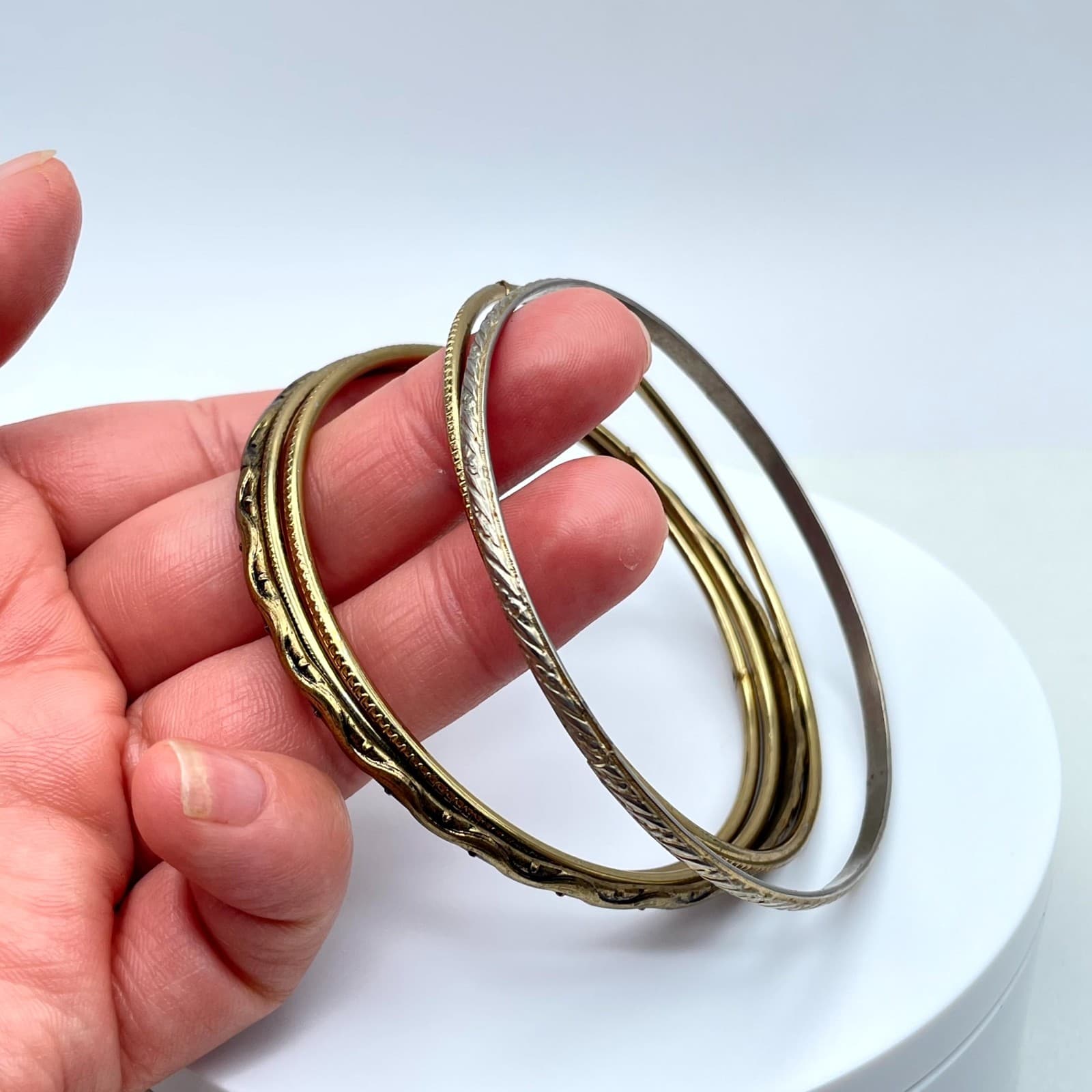 Vintage Gold-Tone Classic Fashion Oxidize Metal Slide Bunch Bangle Bracelet Set - Thumbnail 9