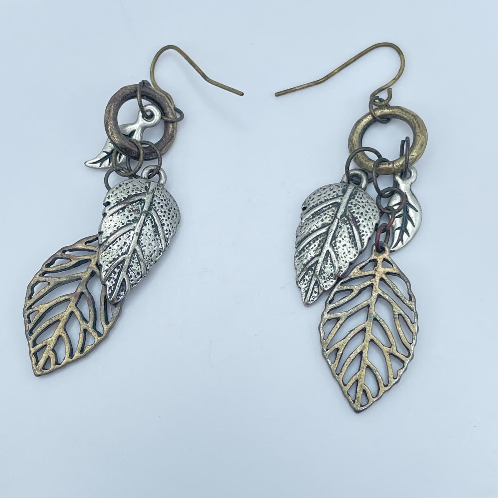 Vintage 80s 90s Tiered Leaf Dangle Earrings Boho Women's Classic Fashion Jewelry - Thumbnail 2