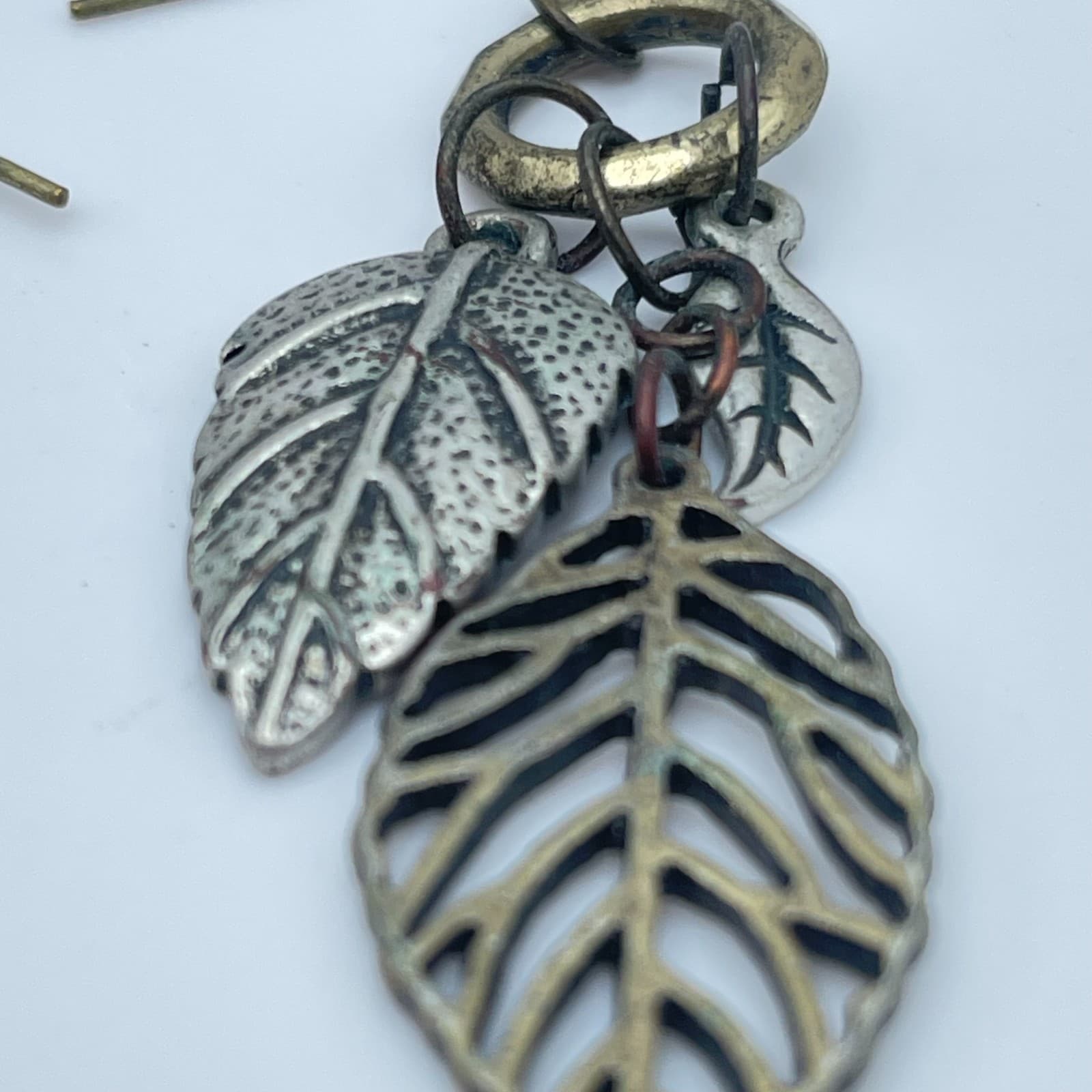 Vintage 80s 90s Tiered Leaf Dangle Earrings Boho Women's Classic Fashion Jewelry - Thumbnail 9