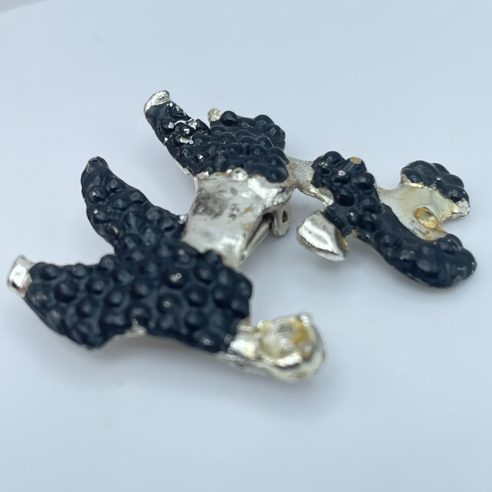 Vintage 90s Silver Tone Textured Black Enamel Poodle Dog Brooch Pin Jewelry - Thumbnail 3