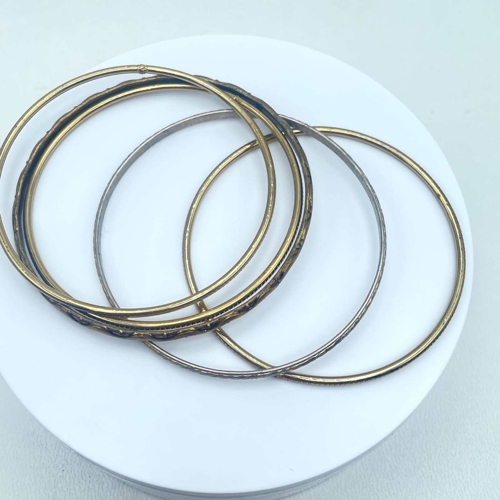 Vintage Gold-Tone Classic Fashion Oxidize Metal Slide Bunch Bangle Bracelet Set - Image 1