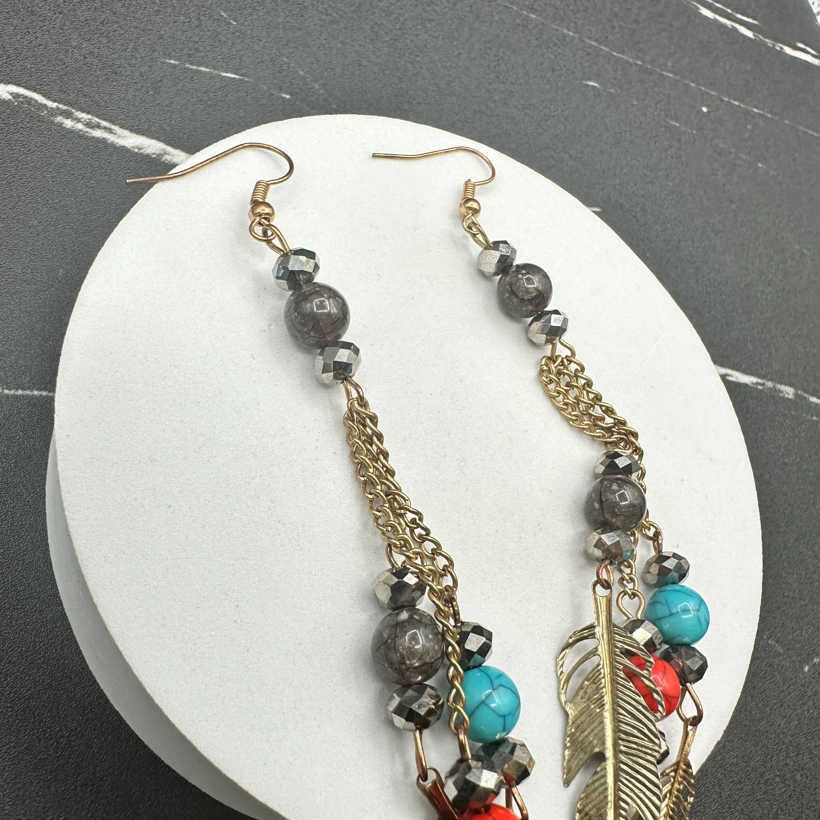 VTG Boho Feather Dangle Earrings Multi-Color Bead Chain Long Gold Tone Hook - Thumbnail 12