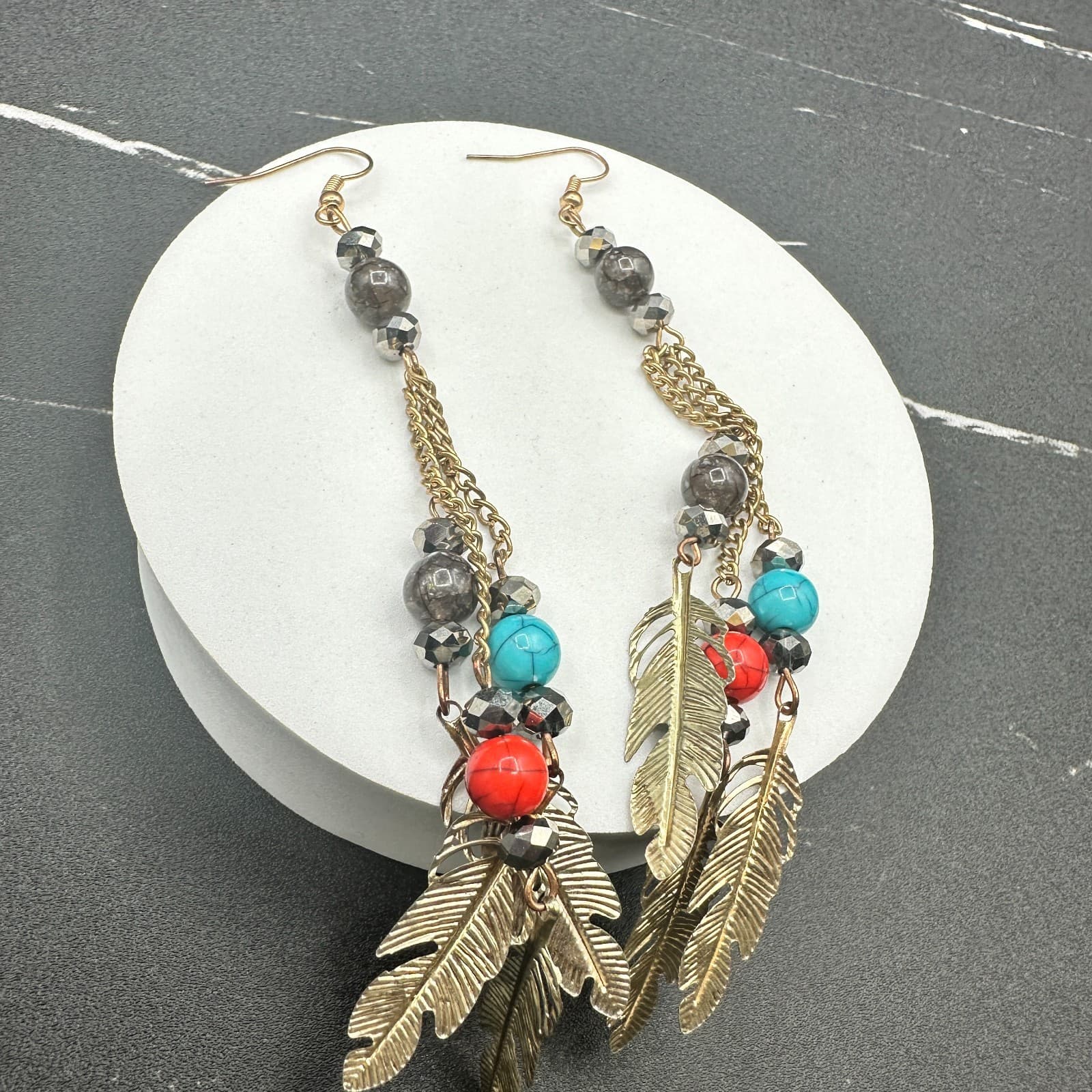 VTG Boho Feather Dangle Earrings Multi-Color Bead Chain Long Gold Tone Hook - Thumbnail 11