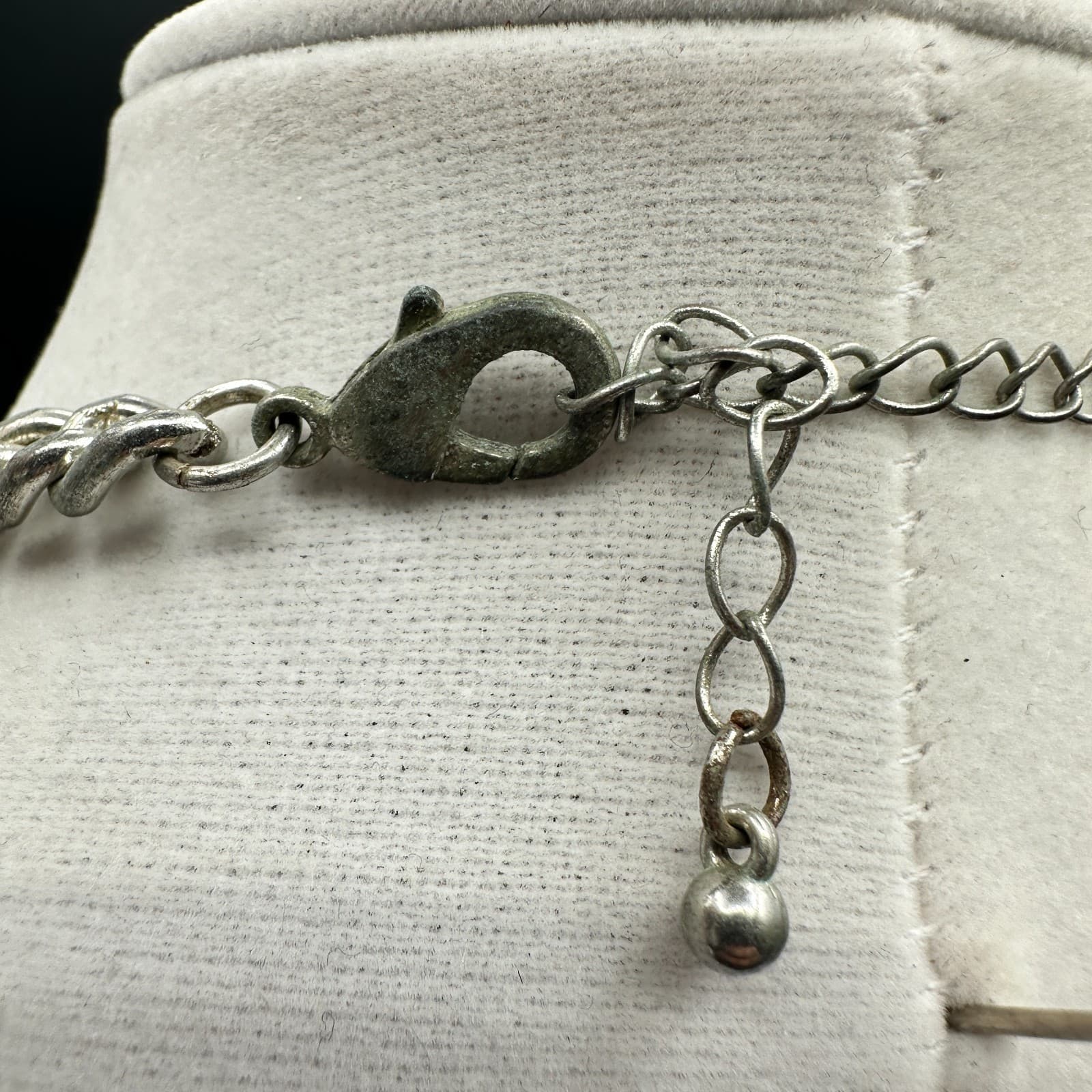 VTG Bib Choker Necklace Distressed Silver Tone Fan Shell Tribal Statement 22 in - Thumbnail 9