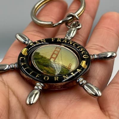 Vintage San Francisco Cable Car, Golden Gate Bridge Ship Wheel Keychain Souvenir - Thumbnail 6