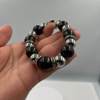 VTG Black Beaded Stretch Bracelet Silver Tone Spacer Rhinestone Round Statement - Thumbnail 5