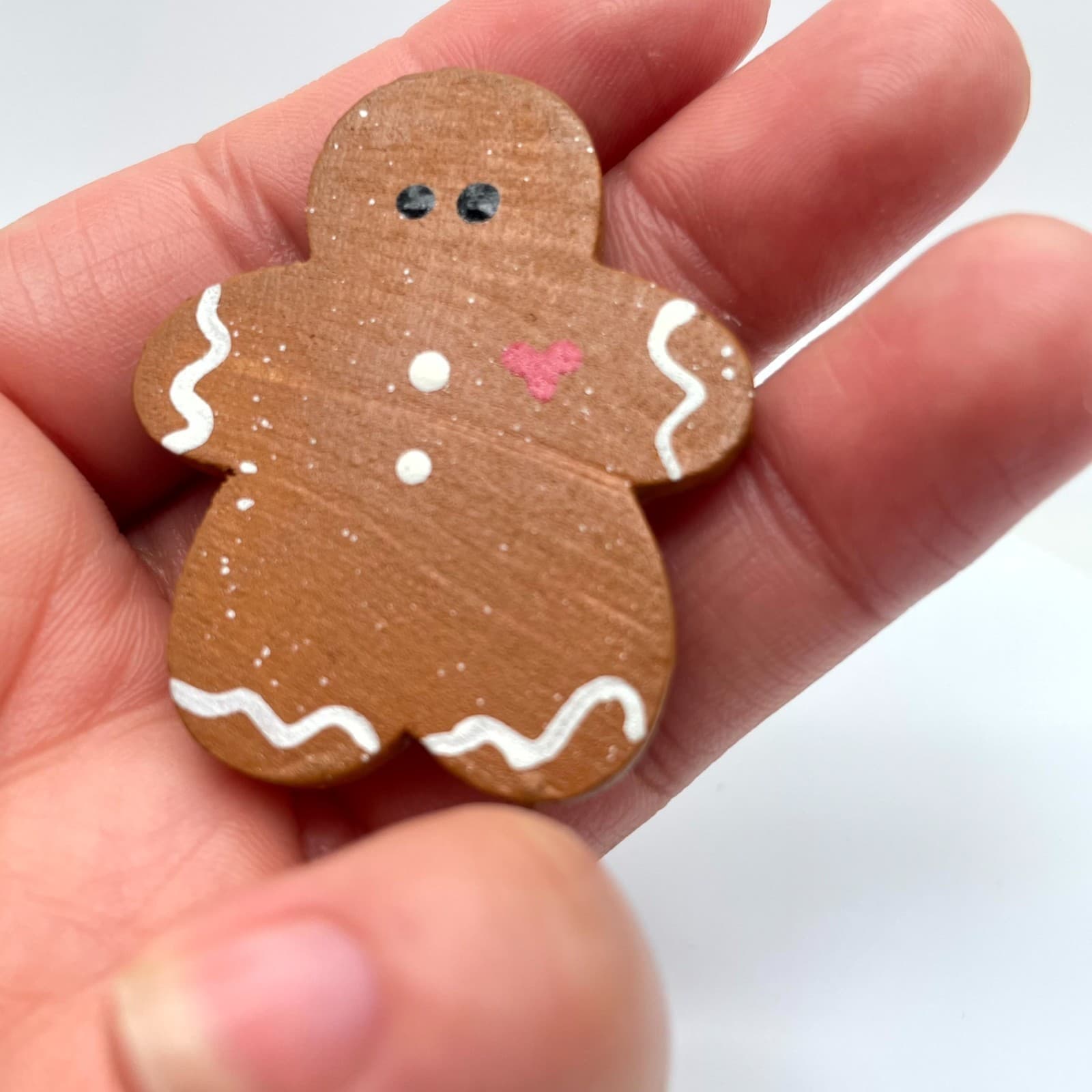 Folk Art Brown Icing Handmade Wood Holiday Cutest Gingerbread Man Brooch Pin - Thumbnail 7