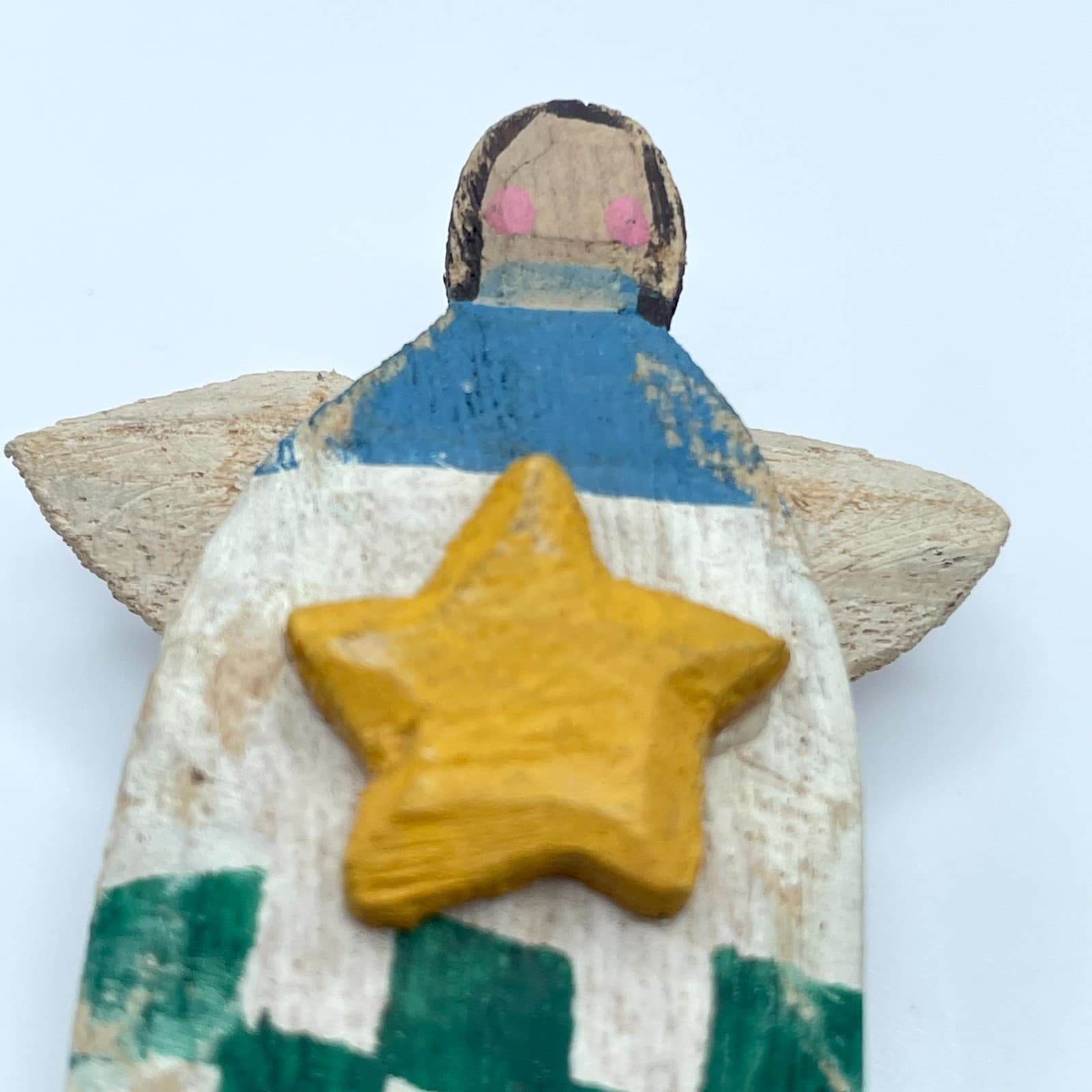 Vintage Beige White Yellow Star Center Folk Art Hand-Carved Wooden Angel Brooch - Thumbnail 6