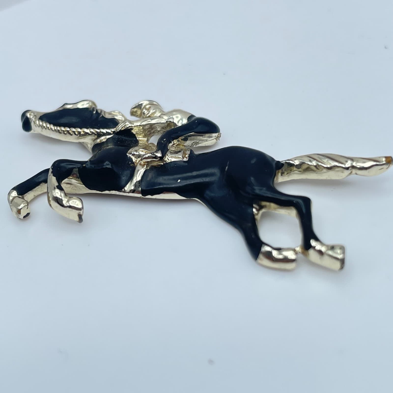 Vintage Y2K Gold Tone Black Enamel Horse and Jockey Badge Classic Jewelry - Thumbnail 2