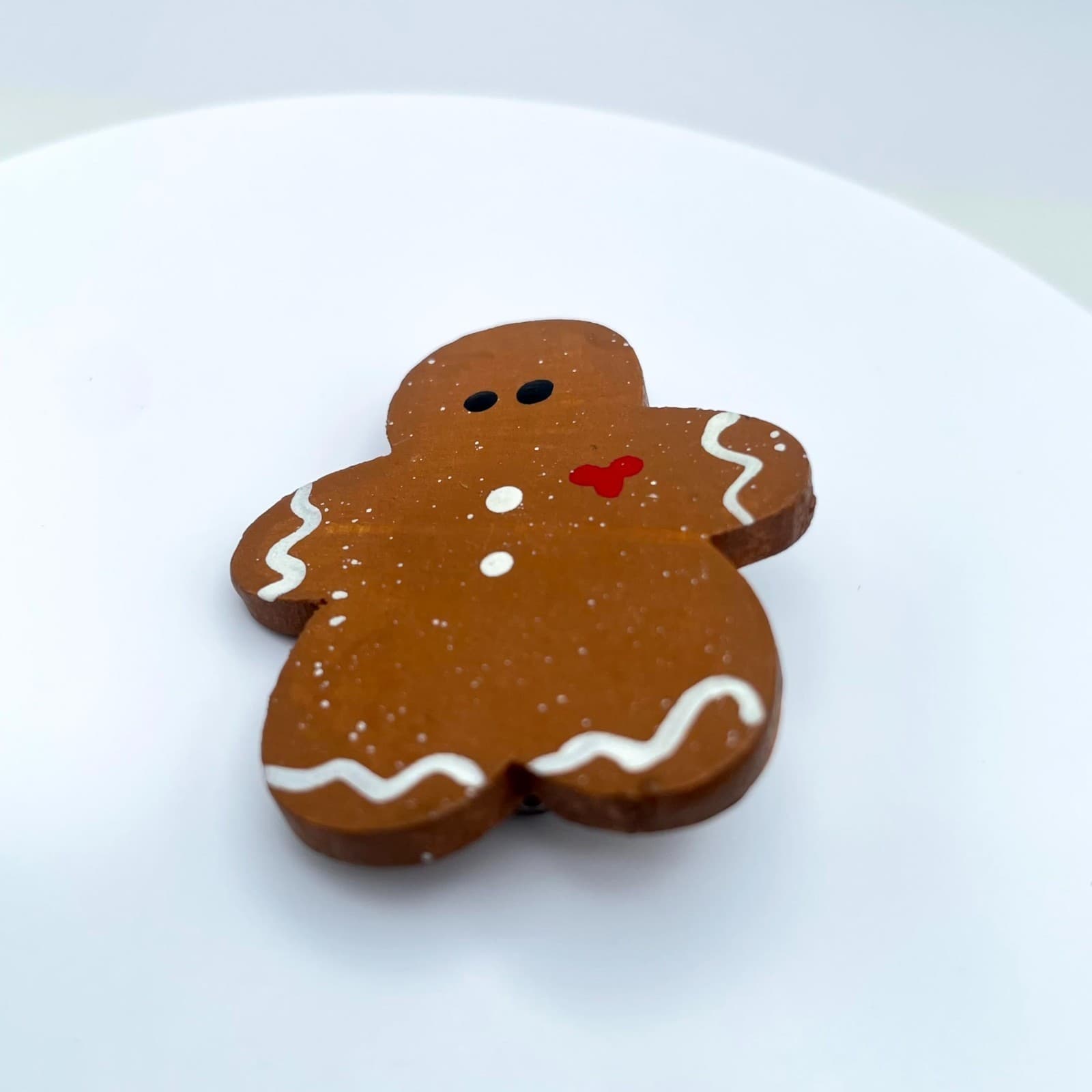 Folk Art Brown Icing Handmade Wood Holiday Cutest Gingerbread Man Brooch Pin - Thumbnail 5