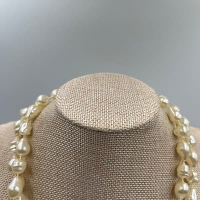 Vintage Faux Baroque Pearl Double Strand Necklace Cream Irregular Beads - Thumbnail 2