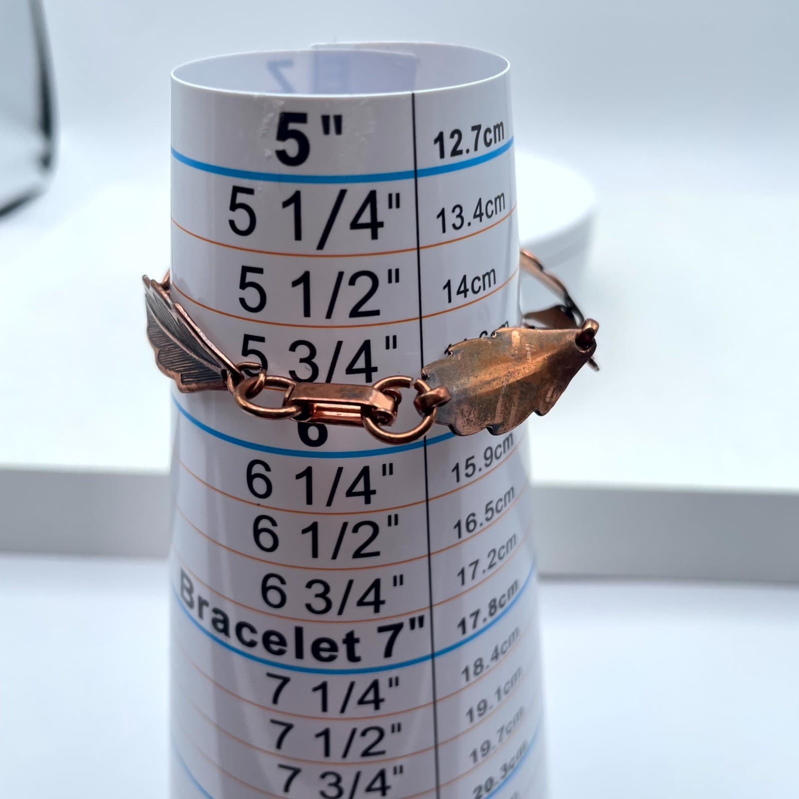 Vintage Copper-Tone Classic Mid-Century Engraved Botanical Leaf Link Bracelet - Thumbnail 2