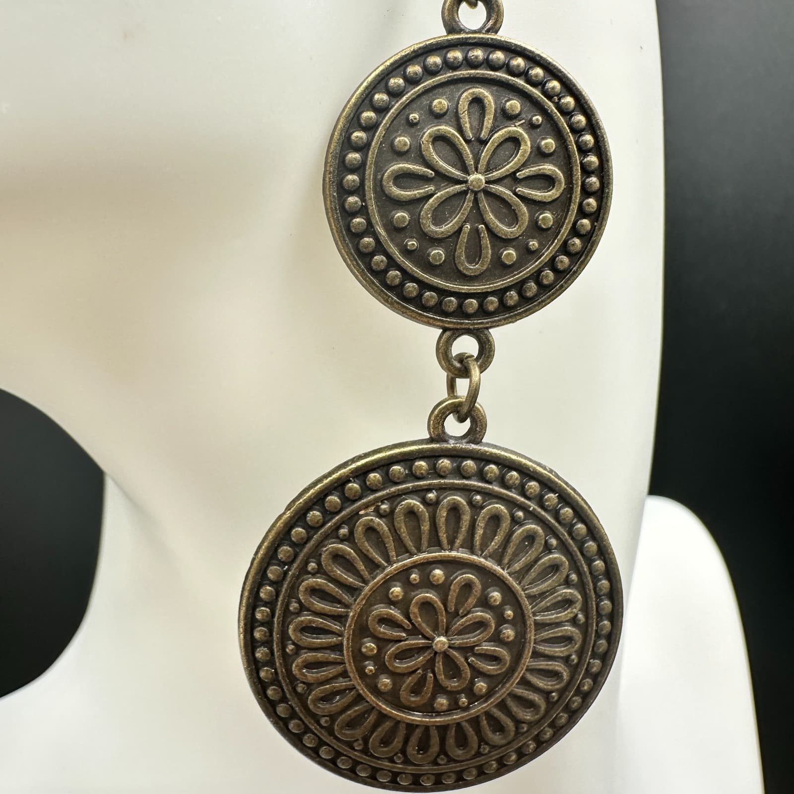 VTG 2 Tier Dangle Earrings Bronze Tone Metal Mandala Flower Disc Drop Boho Long - Thumbnail 4