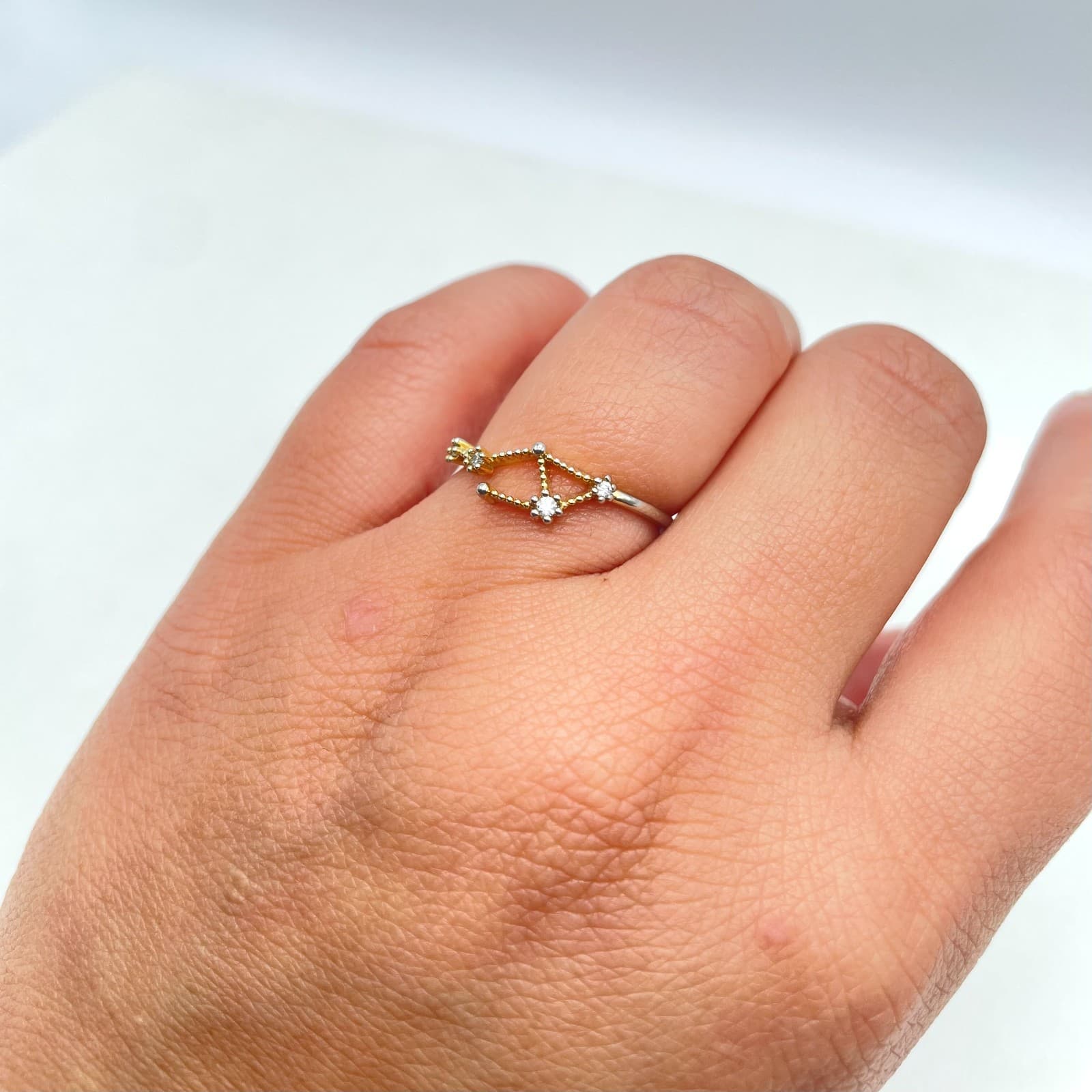 Fashion Two-Tone Pisces Zodiac Sign Rhinestone Embellished Constellation Ring - Image 1