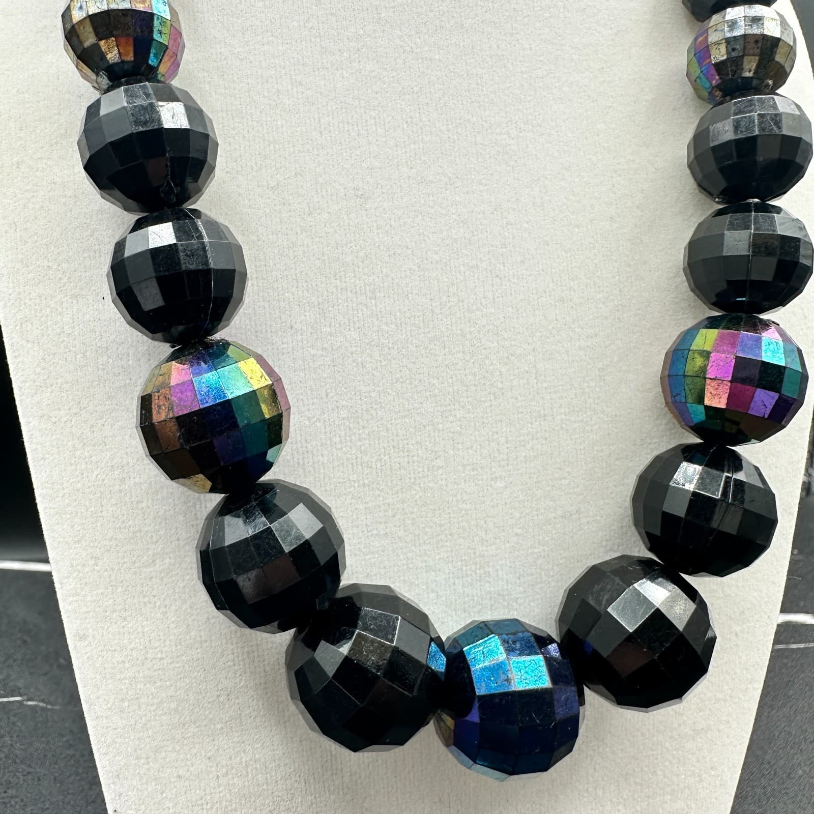 Vintage Faceted Black Iridescent AB Bead Necklace Choker Statement 22 in - Thumbnail 4