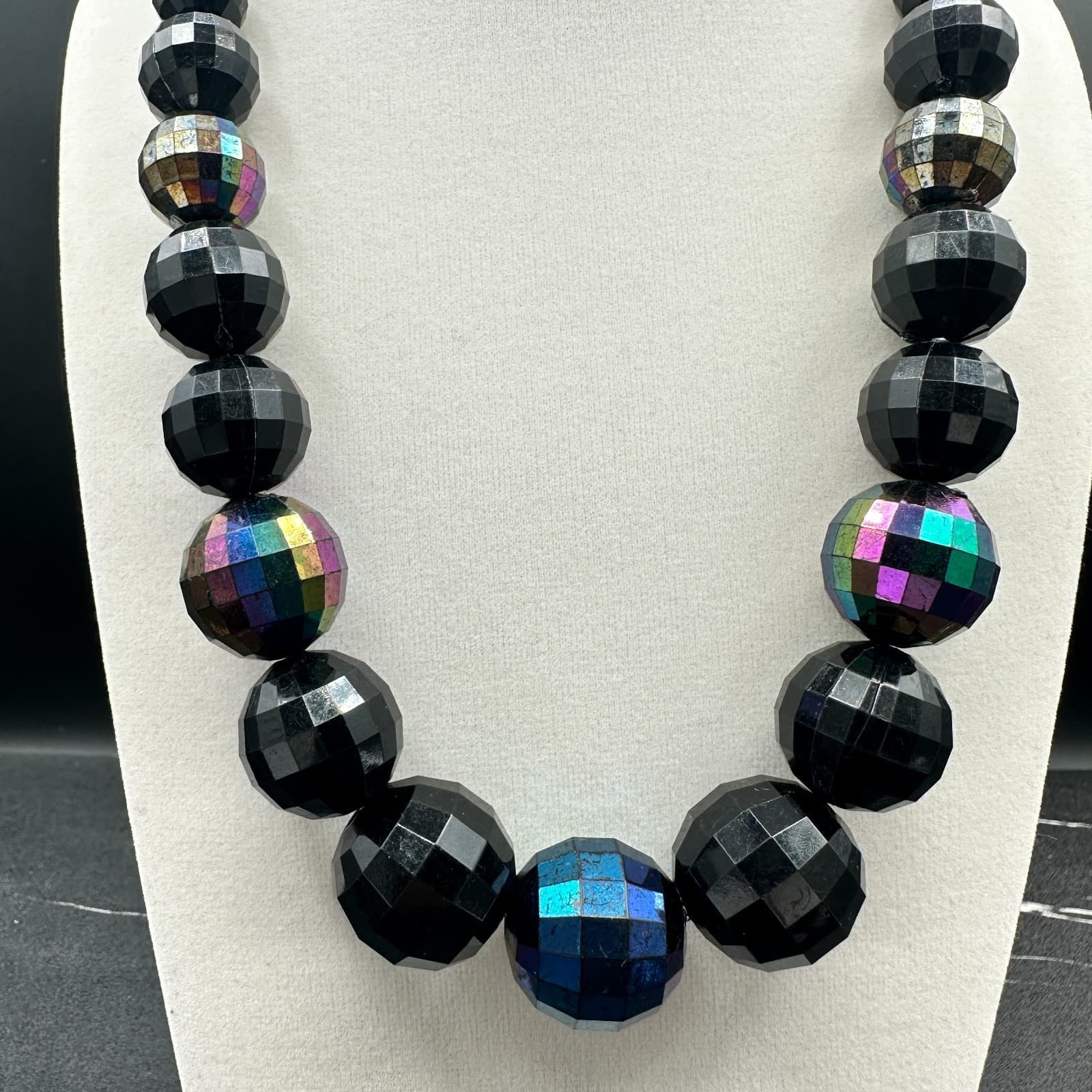 Vintage Faceted Black Iridescent AB Bead Necklace Choker Statement 22 in - Thumbnail 3