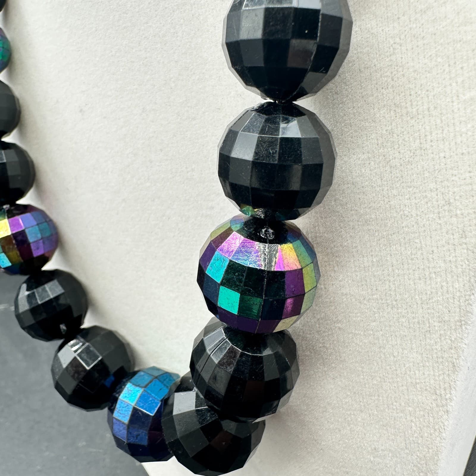 Vintage Faceted Black Iridescent AB Bead Necklace Choker Statement 22 in - Thumbnail 7