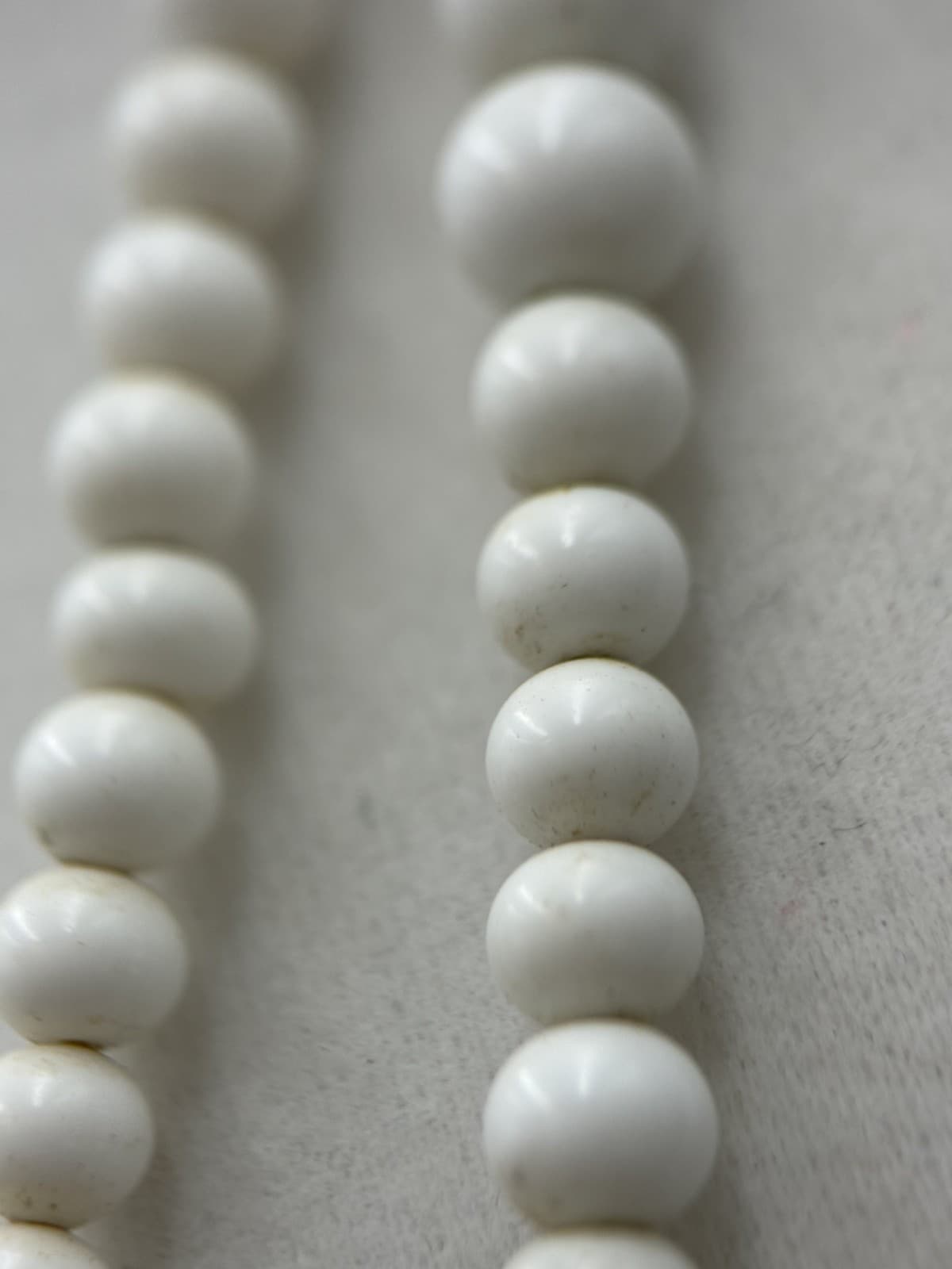 Vintage White Beaded Long Strand Necklace Minimalist Layering Piece - Thumbnail 9