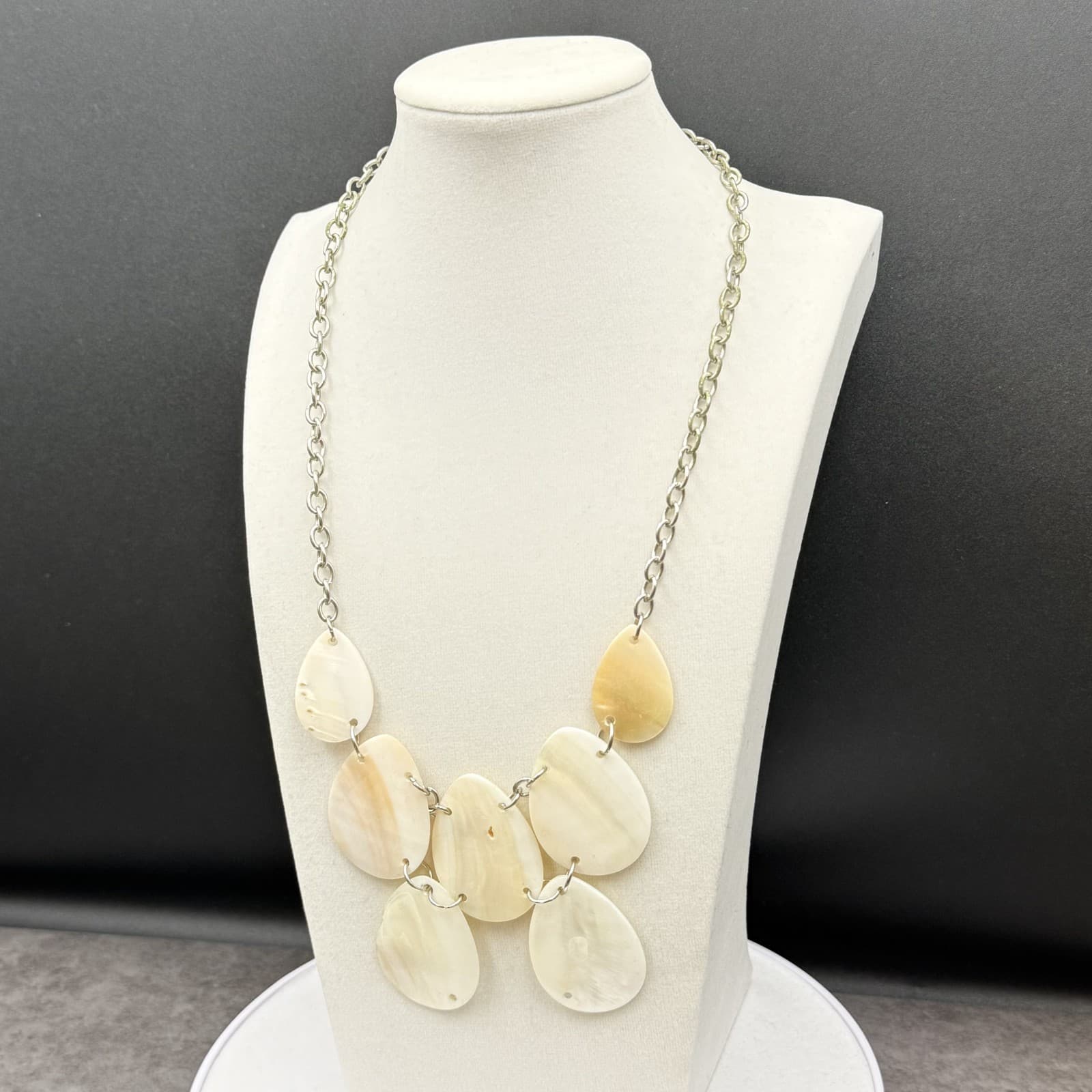 Vintage Cream Mother of Pearl Teardrop Bib Necklace Boho Statement - Thumbnail 5