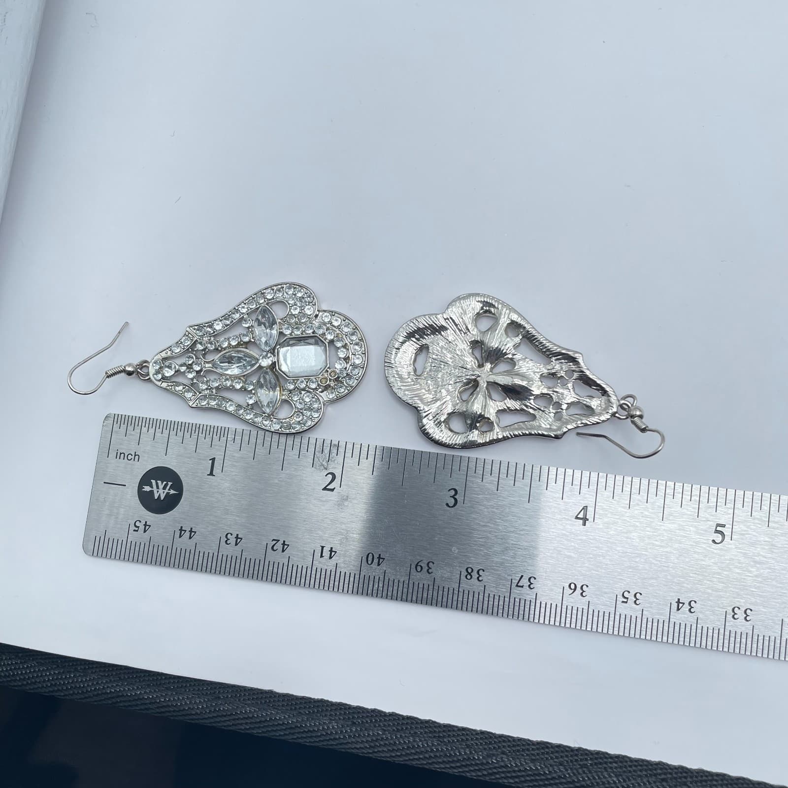 Silver-Tone Crystal Rhinestone Embellish Art Deco Style Chandelier Drop Earrings - Thumbnail 2