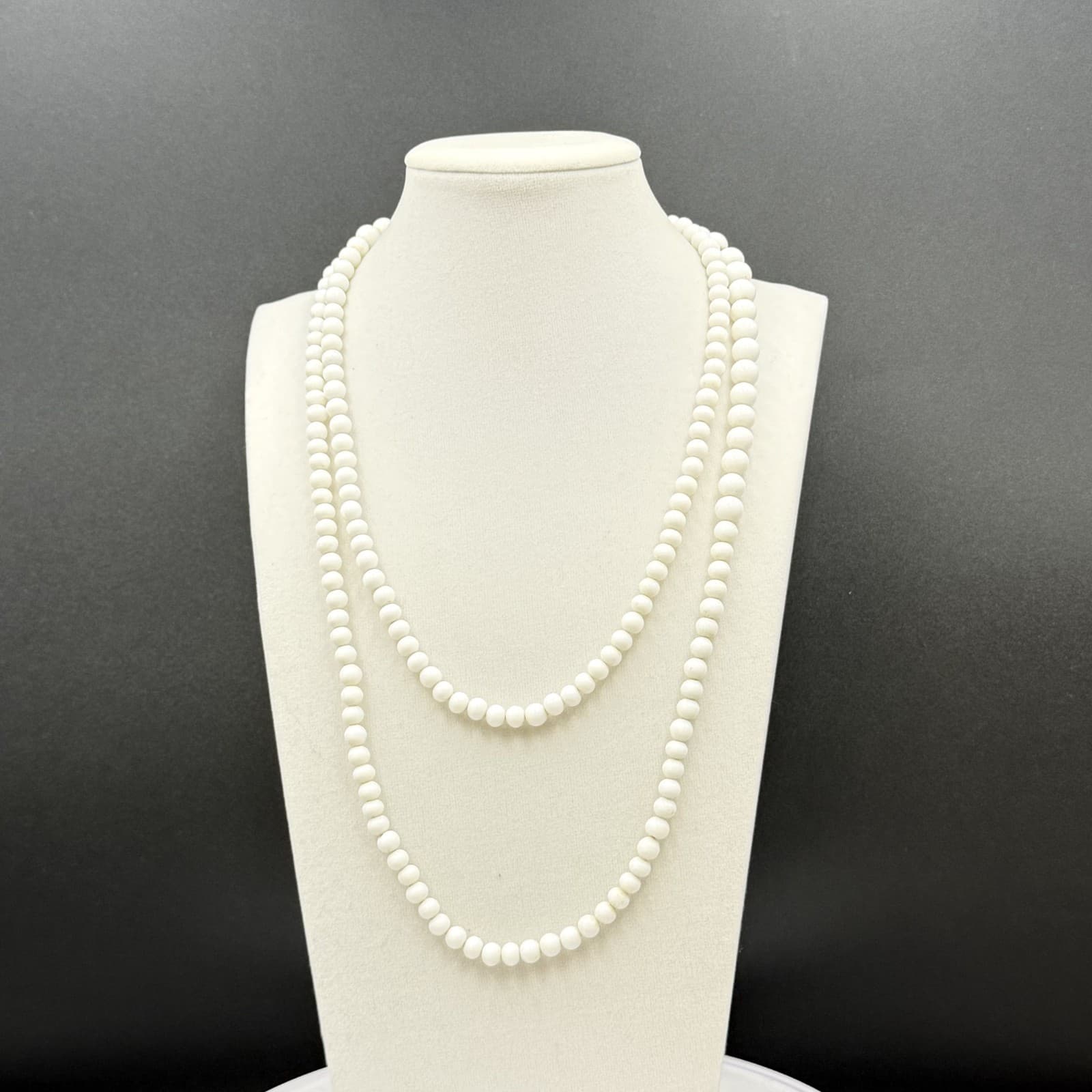 Vintage White Beaded Long Strand Necklace Minimalist Layering Piece - Thumbnail 7