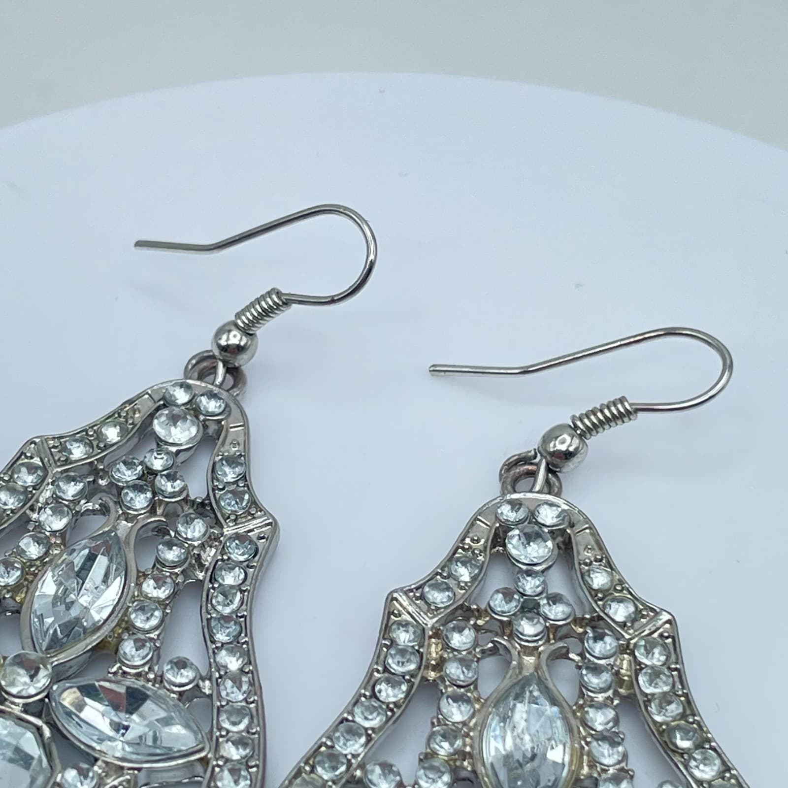Silver-Tone Crystal Rhinestone Embellish Art Deco Style Chandelier Drop Earrings - Thumbnail 6