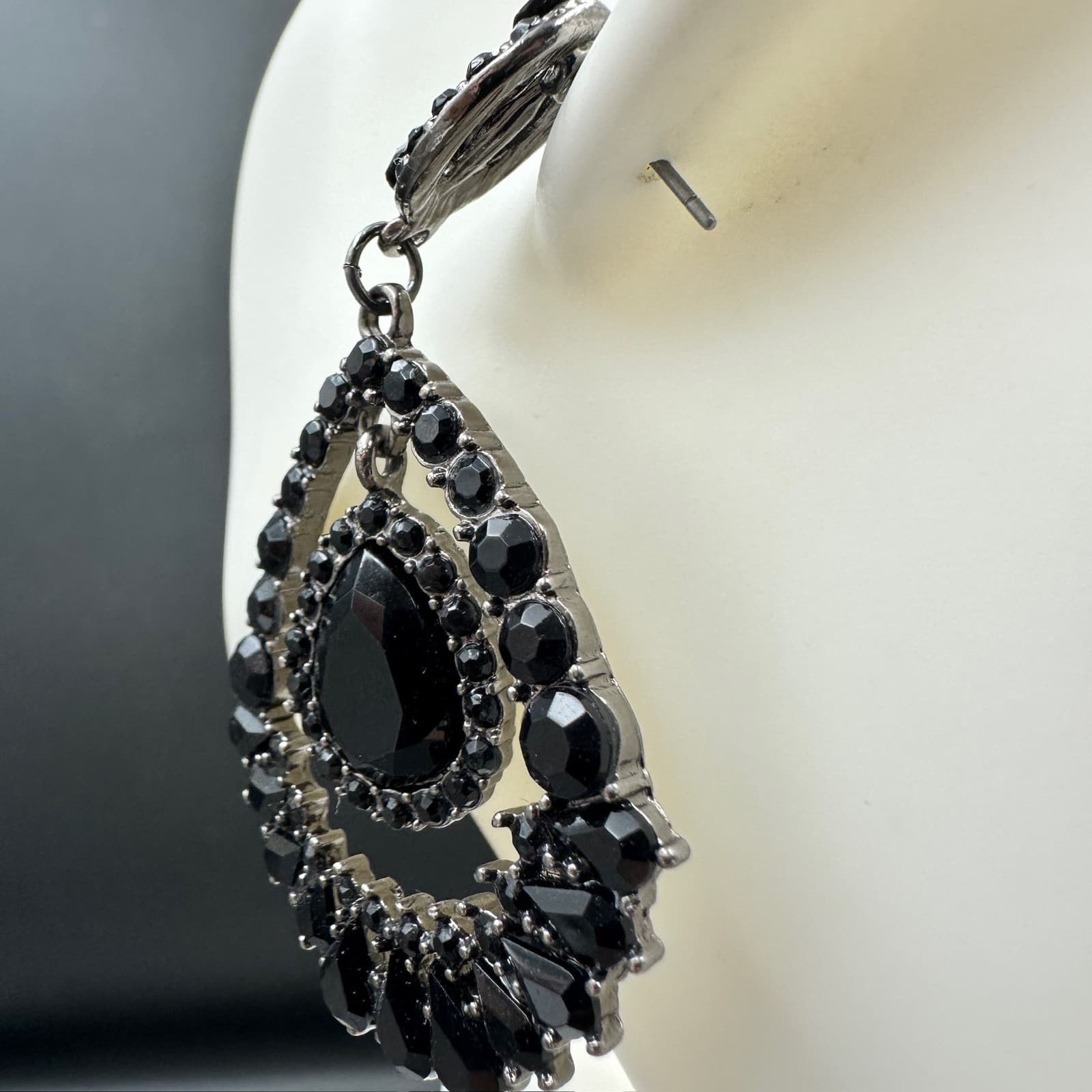RSVP Black Rhinestone Gunmetal Statement Chandelier Drop Earrings - Thumbnail 6