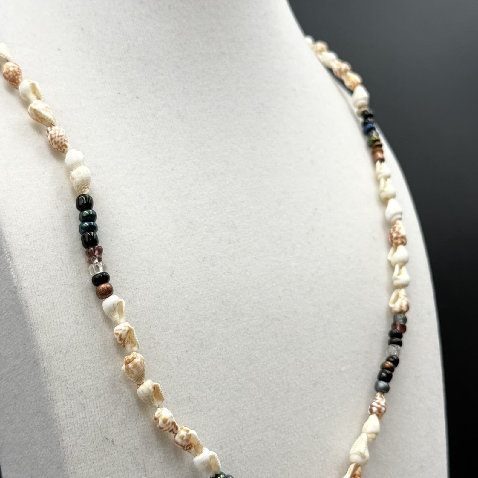 Vintage Multi-Color Shell & Glass Bead Layered Necklace Boho Y2K - Thumbnail 5