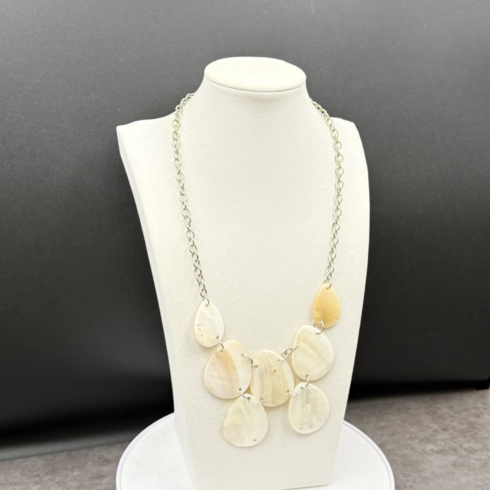 Vintage Cream Mother of Pearl Teardrop Bib Necklace Boho Statement - Thumbnail 9