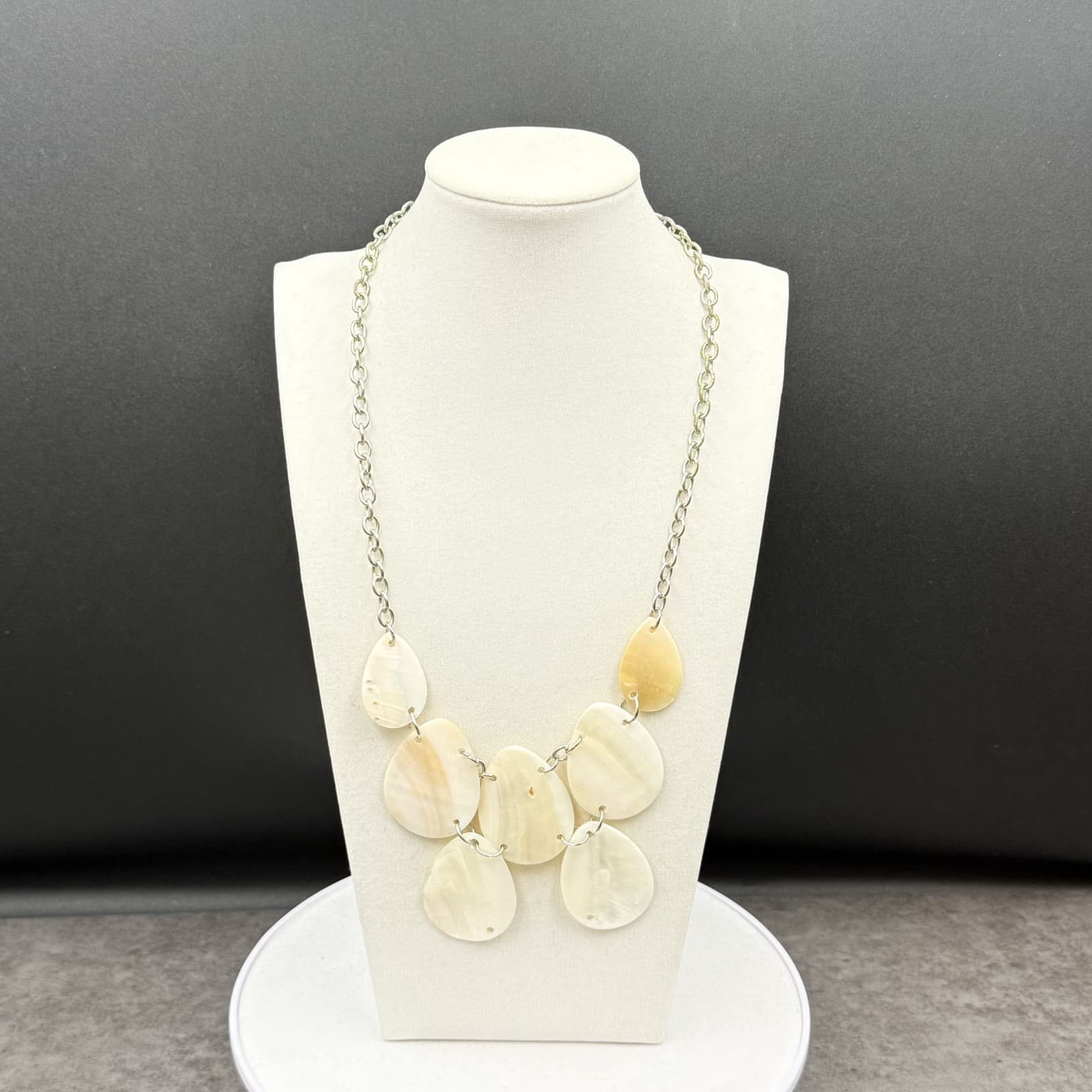 Vintage Cream Mother of Pearl Teardrop Bib Necklace Boho Statement - Thumbnail 8