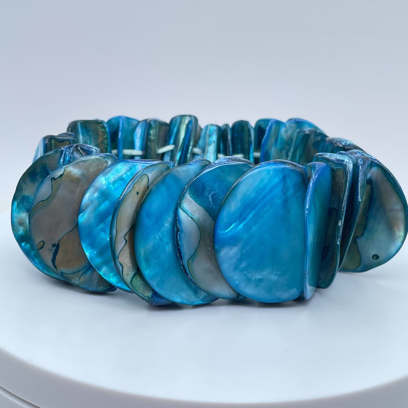 Nautical-Themed Elastic Cord Blue Iridescent Abalone Shell Tile Stretch Bracelet - Thumbnail 3