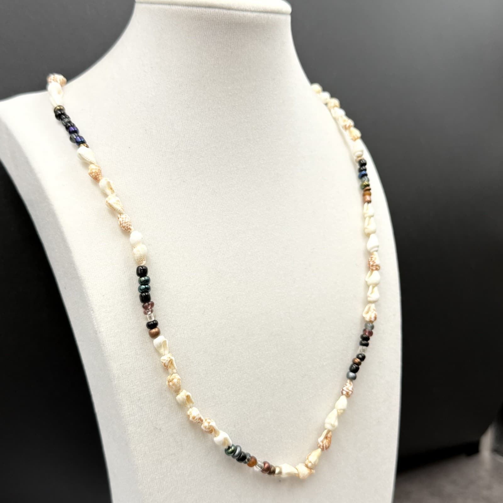 Vintage Multi-Color Shell & Glass Bead Layered Necklace Boho Y2K - Thumbnail 4