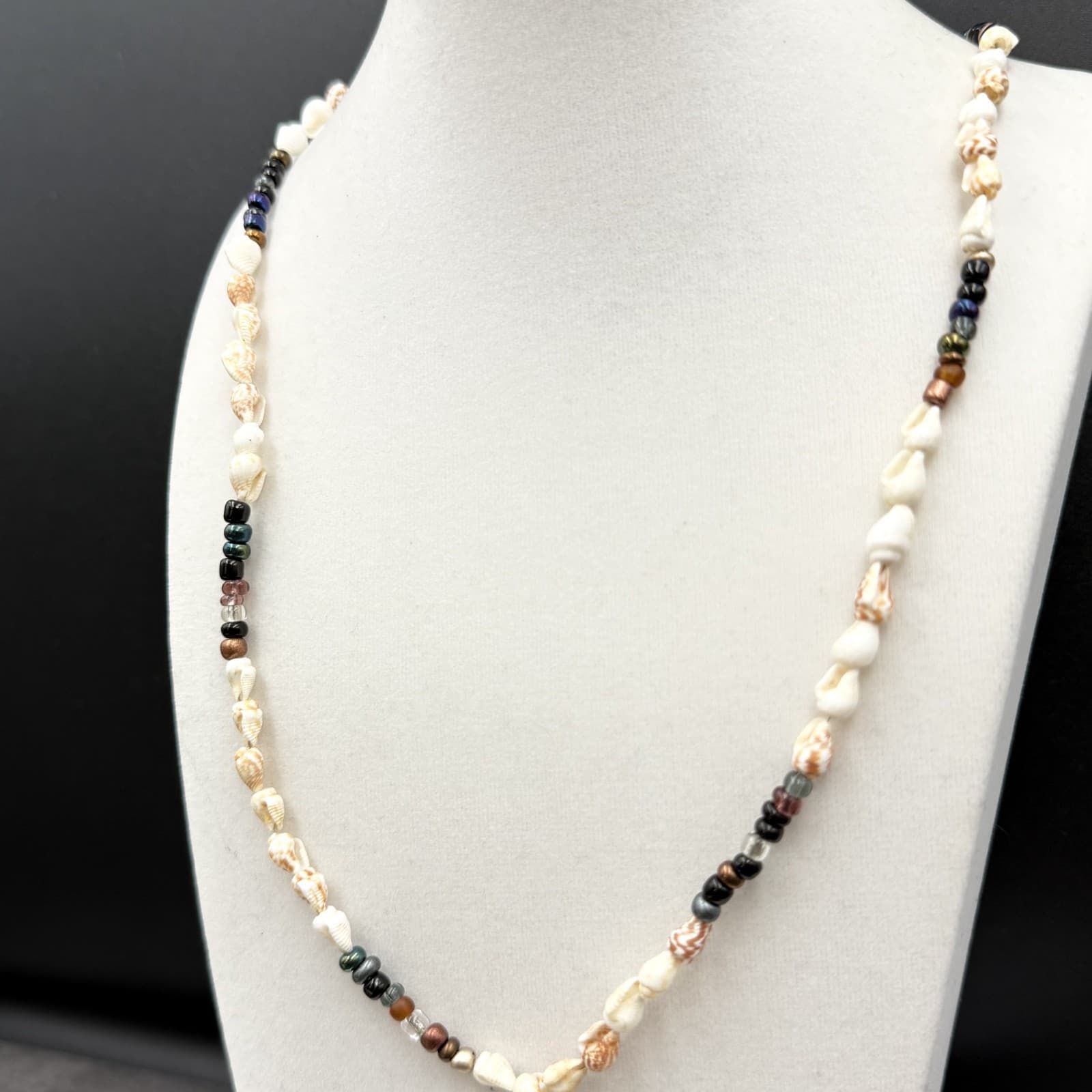 Vintage Multi-Color Shell & Glass Bead Layered Necklace Boho Y2K - Thumbnail 3