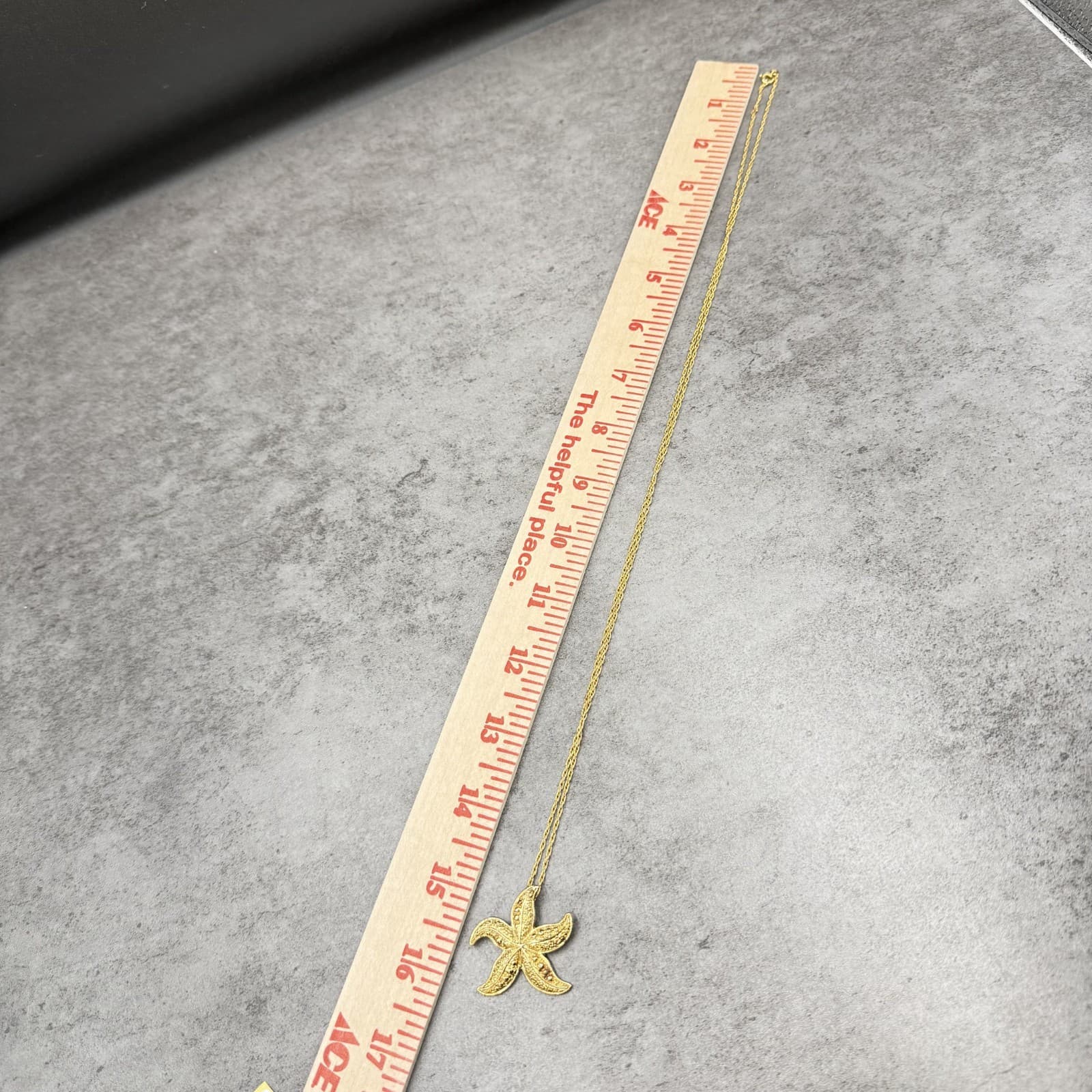 Vintage Gold-Tone Starfish Pendant Necklace Coastal Beachy Charm - Thumbnail 14