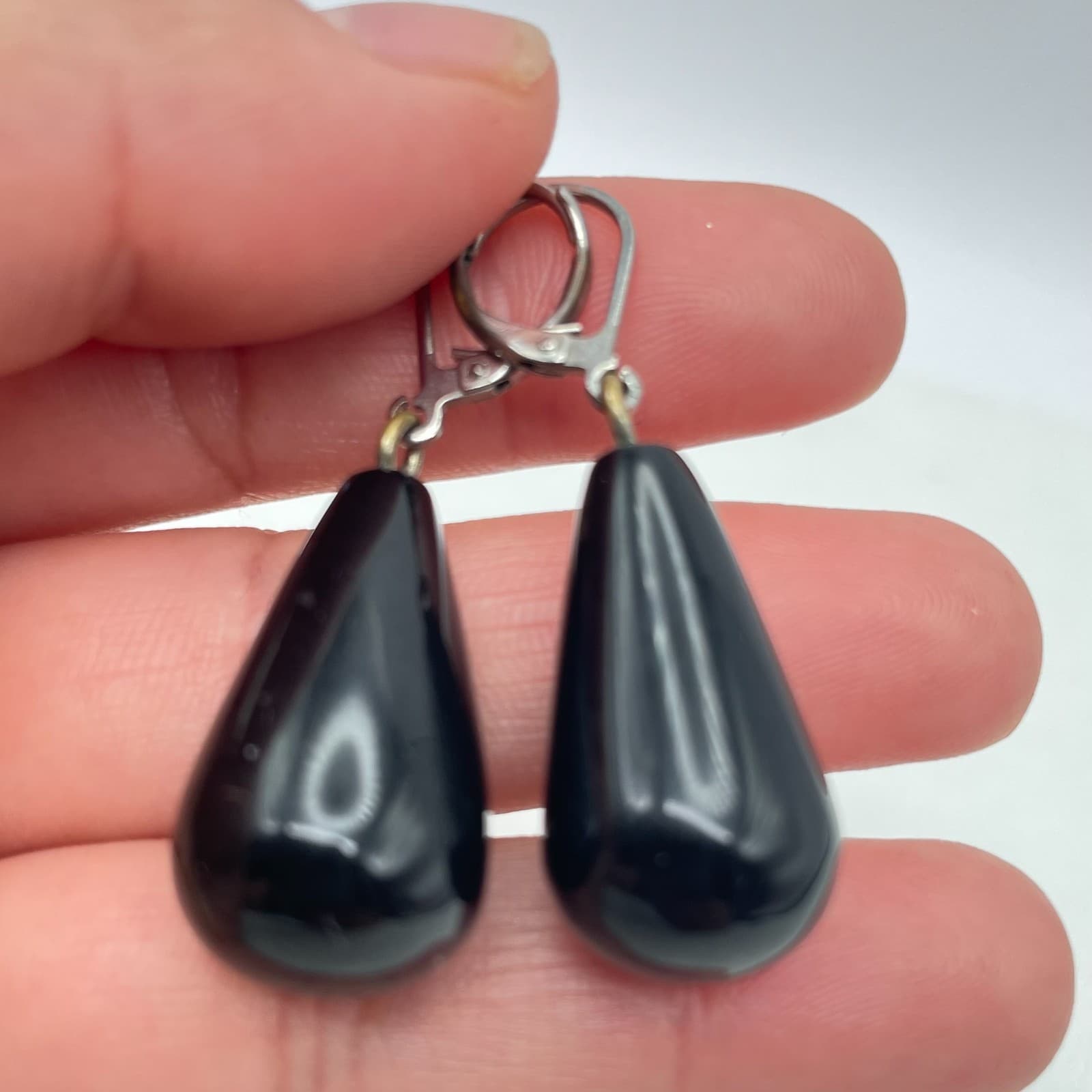 Contemporary Silver-Tone Jet Black Onyx Teardrop Dangle Leverback Earrings - Thumbnail 5