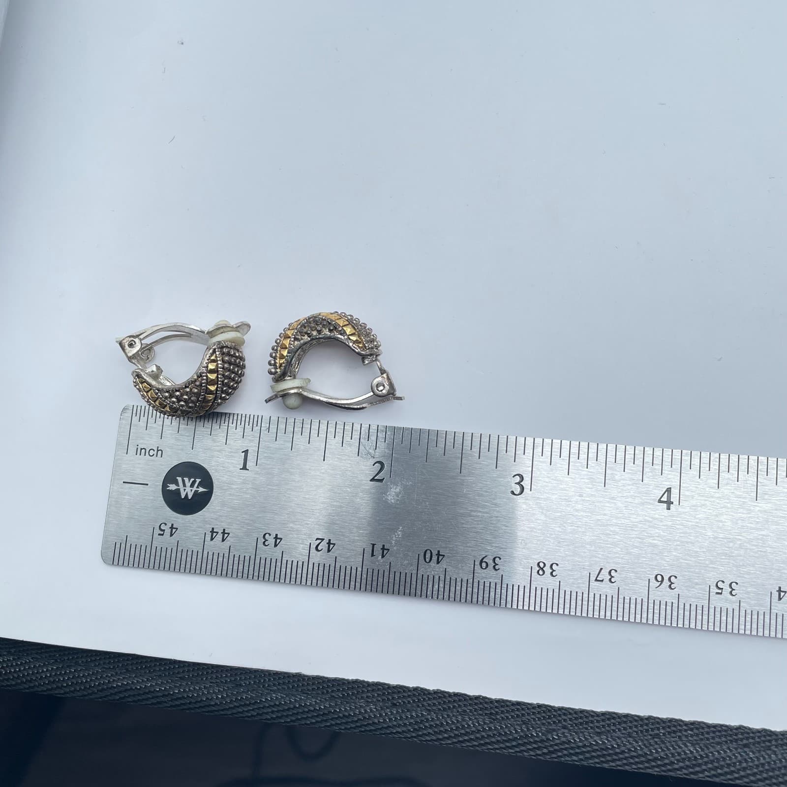 Vintage Twp-Tone Granulated Texture Metal Door Knocker Half-Hoop Clip-On Earring - Thumbnail 5