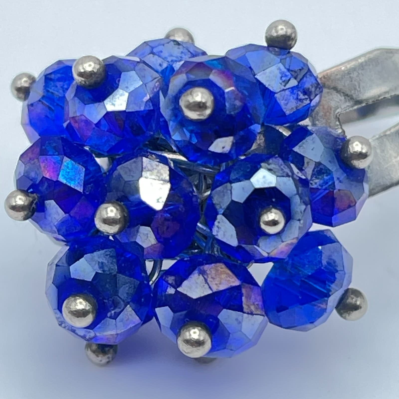 Vintage Silver-Tone Blue Faceted Cluster Beads Adjustable Metal Cocktail Ring - Image 1