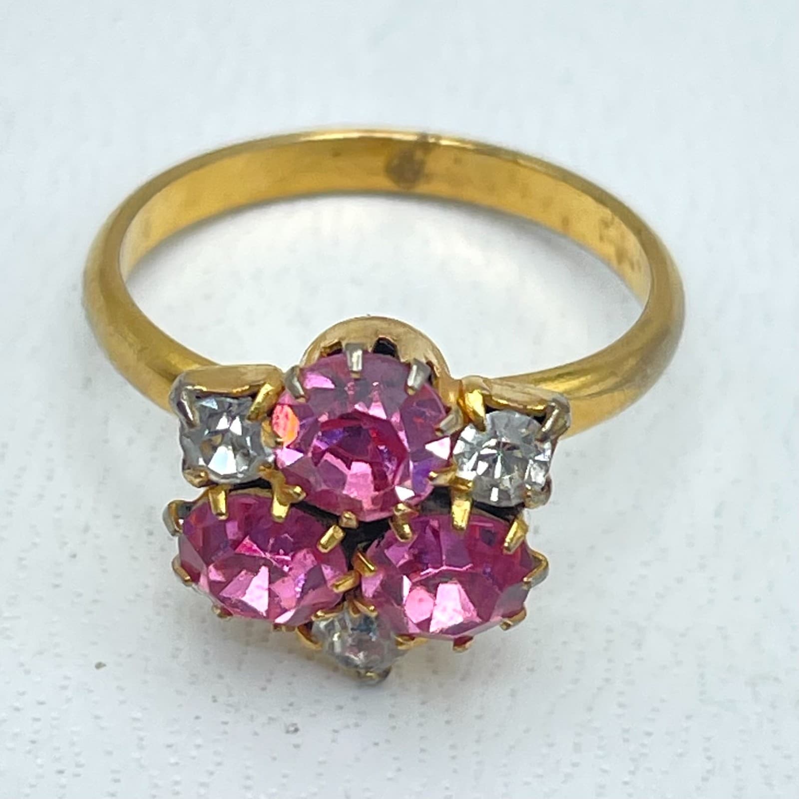 Vintage Gold-Tone Fashion Pink Faceted Prong Cluster Rhinestone Cocktail Ring - Image 1