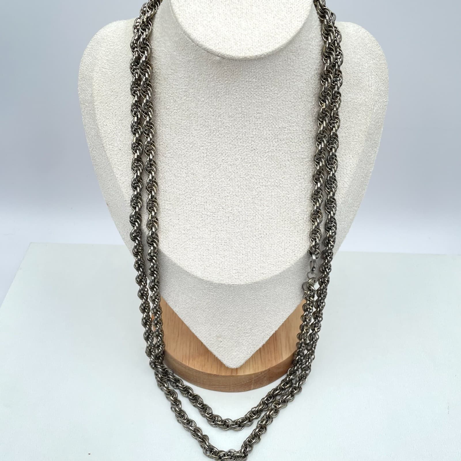 Vintage 80 Silver-Tone Classic Double Strand Twisted Rope Chain Lobster Necklace - Image 1