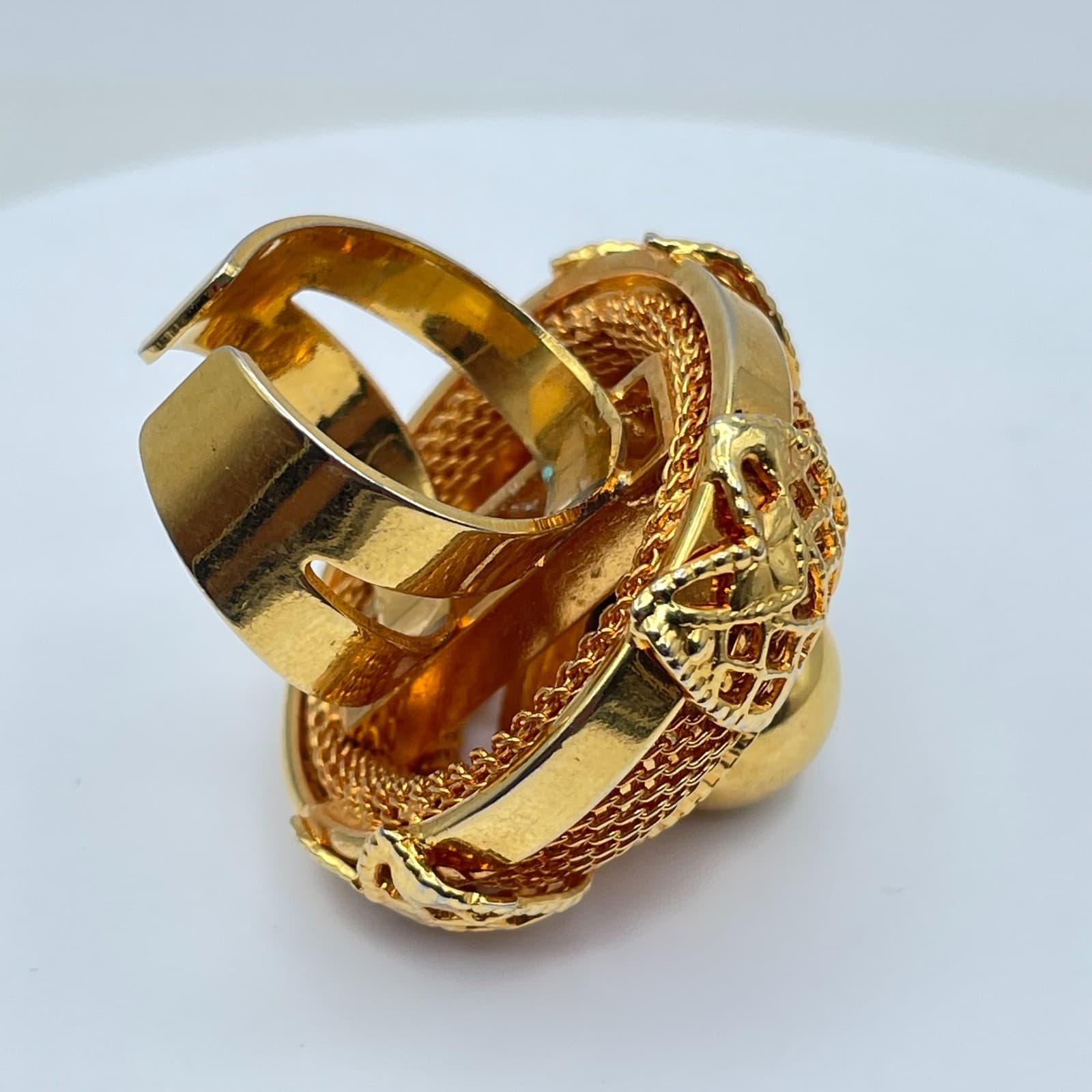 VTG Gold-Tone Mesh Chain Abstract Open Spherical Petal Floral Statement Ring - Thumbnail 5